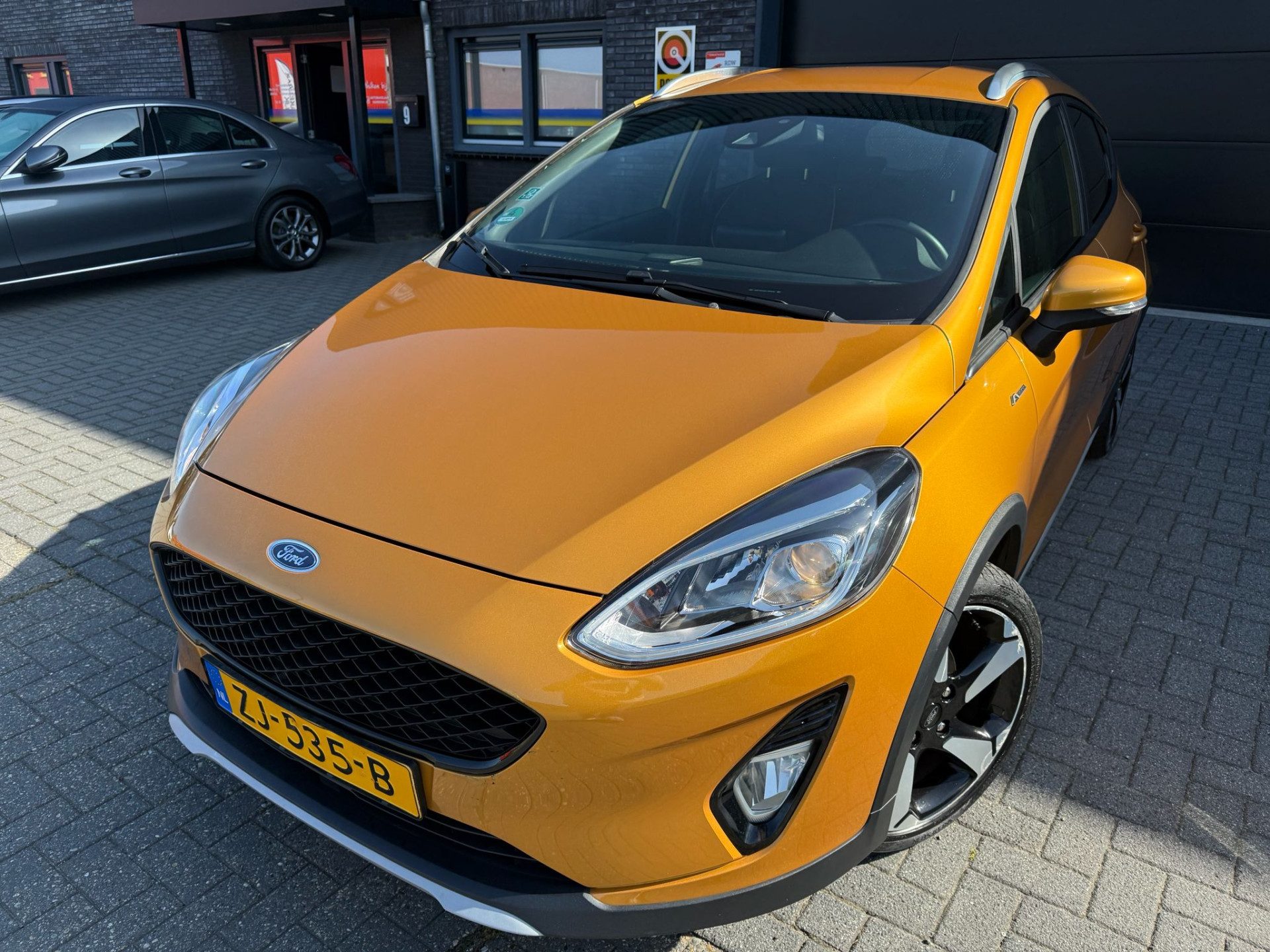 Ford Fiesta 1.0 EcoBoost Active First Edition | 2E EIGENAAR | 3/6/12MND GARANTIE | AIRCO | CRUISE | DAB | CARPLAY | TREKHAAK | NAVI |