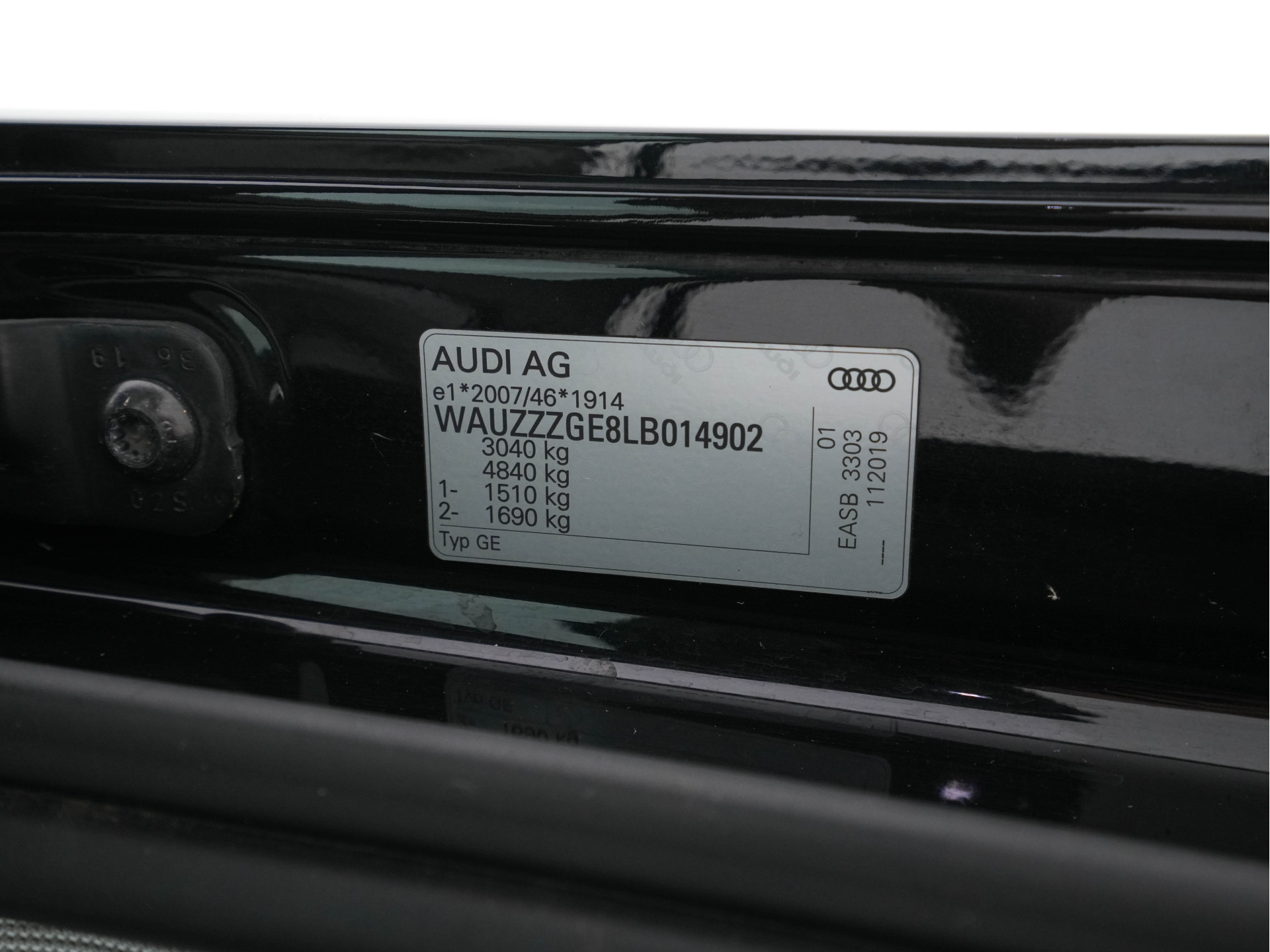 Audi e-tron 50 Quattro Launch-Edition-Plus 71 kWh [ 3-Fase ] {SOH-100%} (INCL-BTW) *PANO | LUXURY-LEATHER | ADAPTIVE-CRUISE | FULL-LED | DIGI-COCKPIT | KEYLESS | MEMORY-PACK | CAMERA | NAVI-FULLMAP | SHIFT-PADDLES | COMFORT-SEATS | 20''ALU*