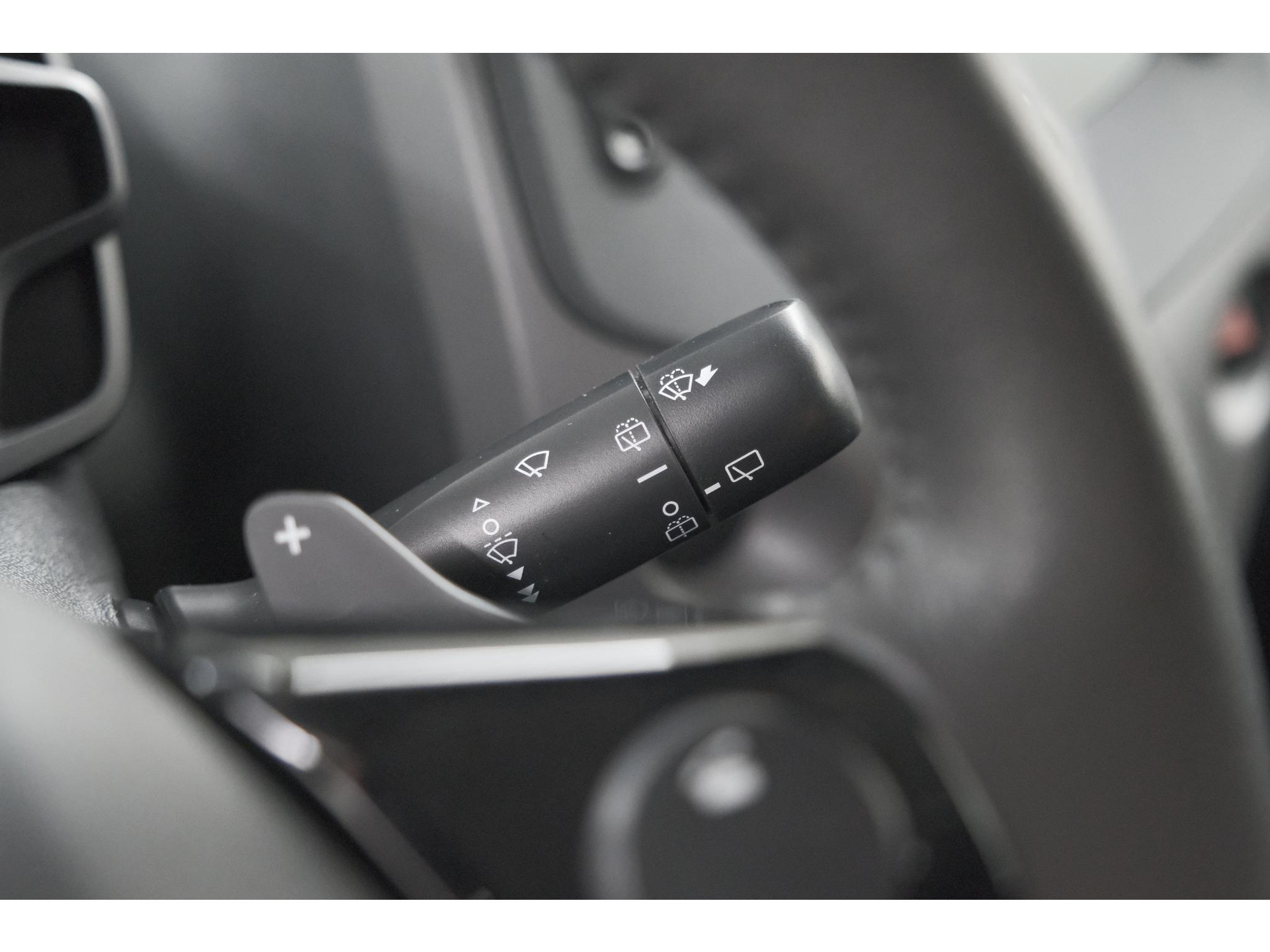 Peugeot 108 1.0 e-VTi Active | Unieke Auto! | Automaat | Airco | Getint Glas | Bluetooth Radio | 5 Deurs