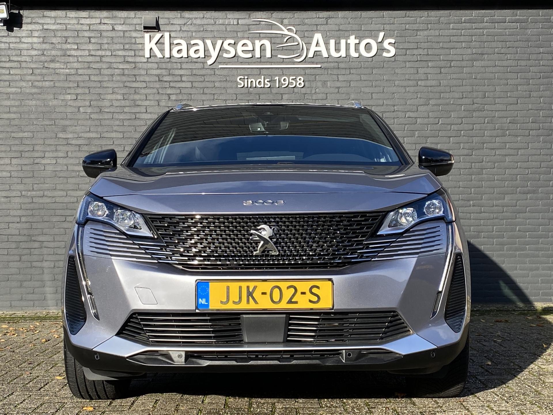 Peugeot 3008 1.6 Plug-in Hybrid 4WD 300 pk GT AUT. | 1e eigenaar | carplay | panoramadak | navigatie | 3D cockpit | 2 laadkabels | BTW