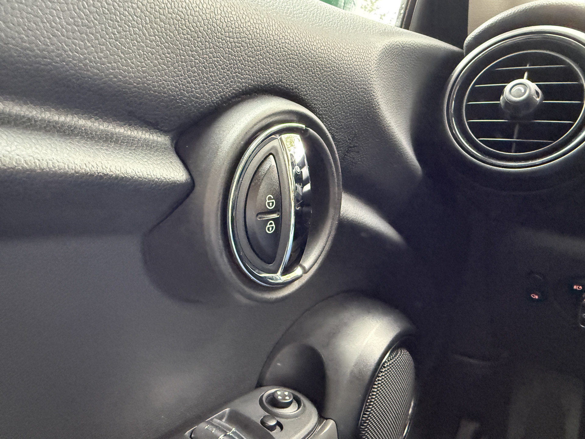 MINI Mini 1.5 One Pepper Automaat | | Bluetooth | Dealer onderhouden | Origineel NL auto