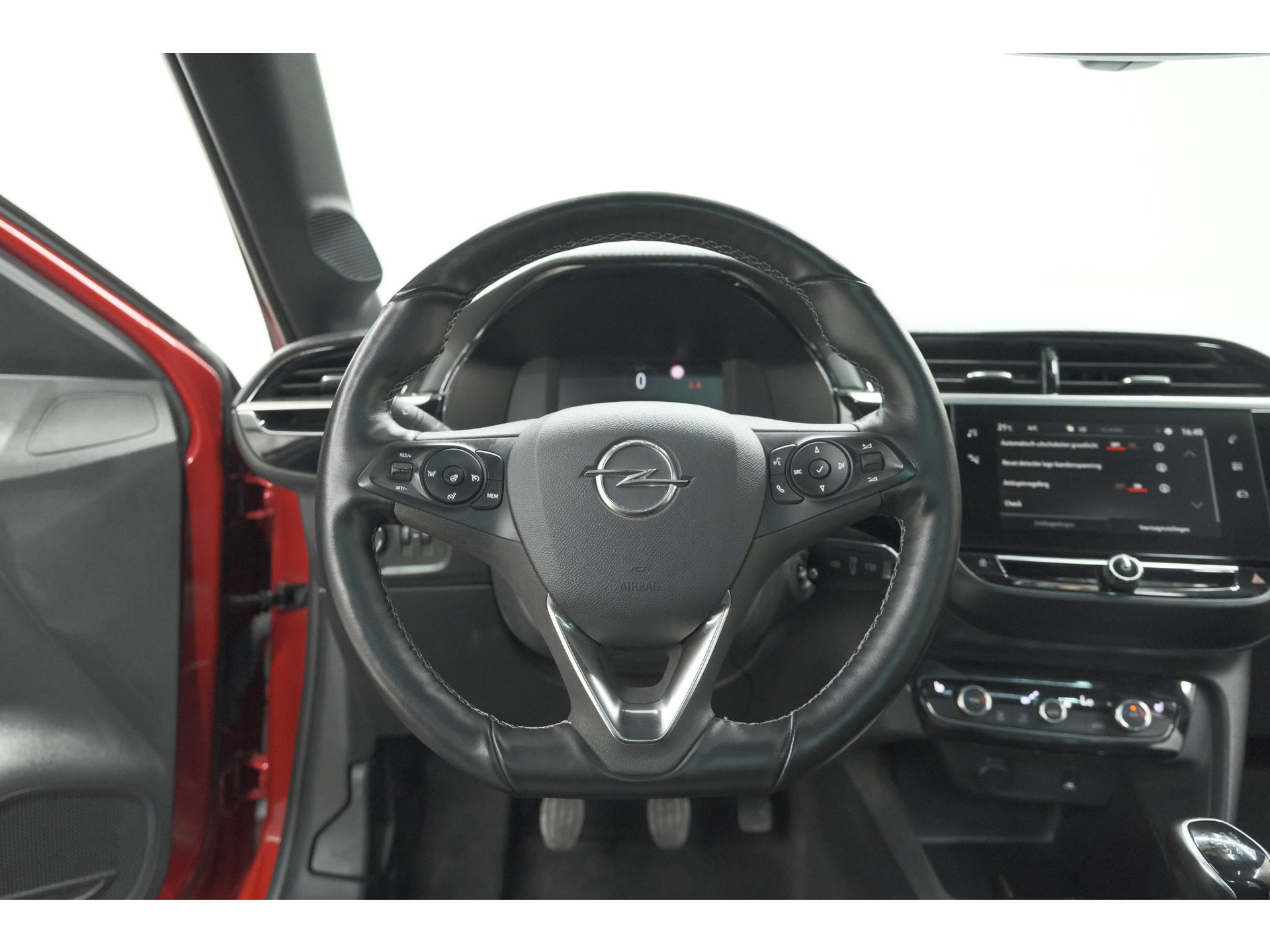 Opel Corsa 1.2 Turbo 100 Ultimate | Panoramadak | Camera | Dodehoekdetectie | Apple Carplay