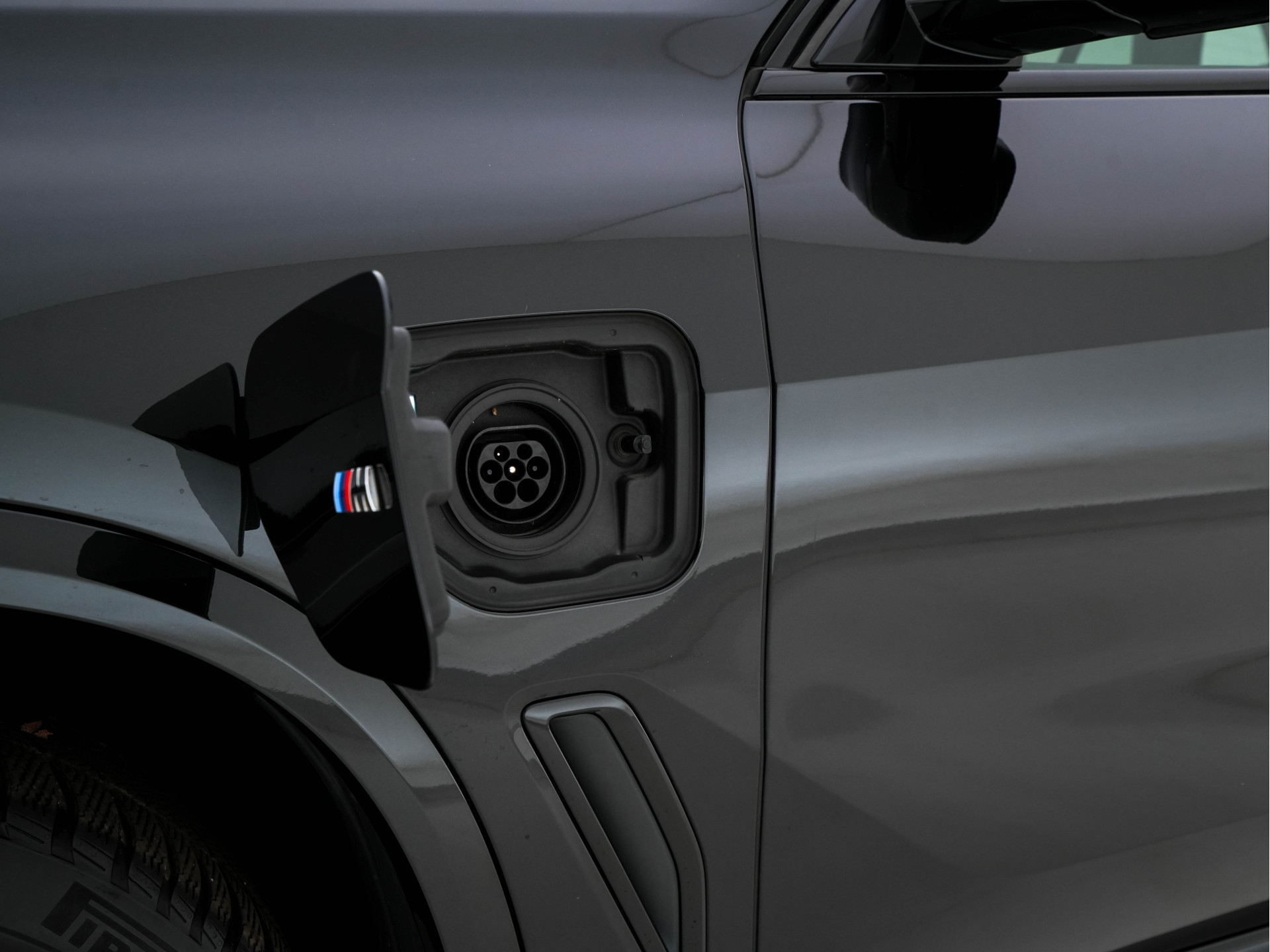 BMW X5 xDrive45e High Executive M-Sportpack (INCL-BTW) Aut. *PANO | LUXURY-LEATHER | FULL-LED | ADAPTIVE-CRUISE | HARMAN/KARDON-AUDIO | BLINDSPOT | MEMORY-PACK |  NAVI-FULLMAP | AMBIENT-LIGHT | HEATED-COMFORTSEATS | TOPVIEW | DAB | ...