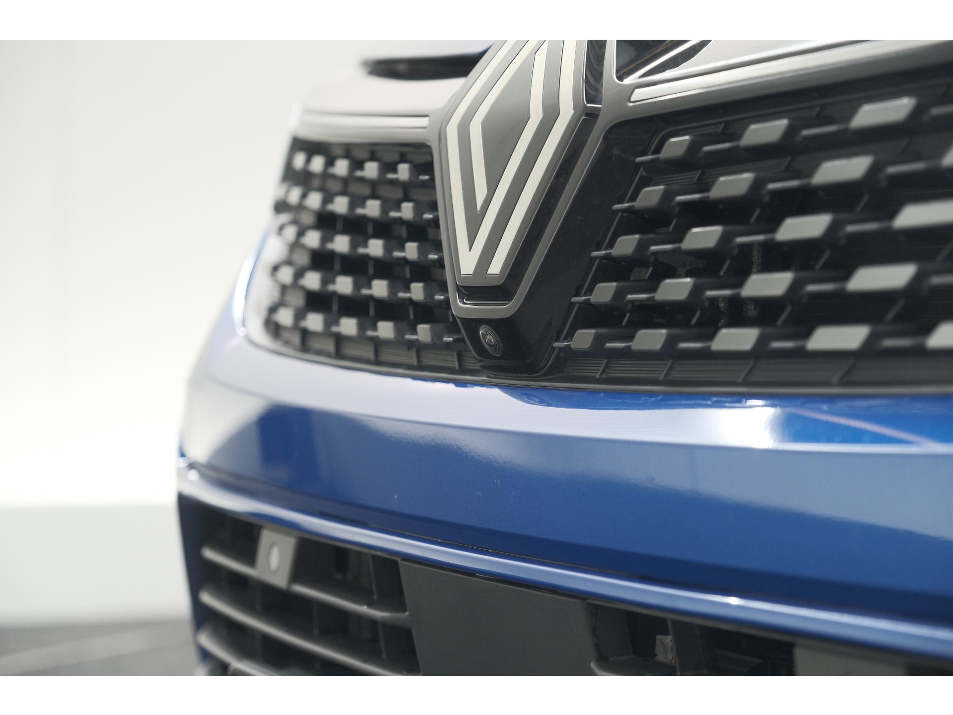 Renault Clio TCe 90 GPF Techno | 360 Camera | Dodehoekdetectie | Adaptieve Cruise Control