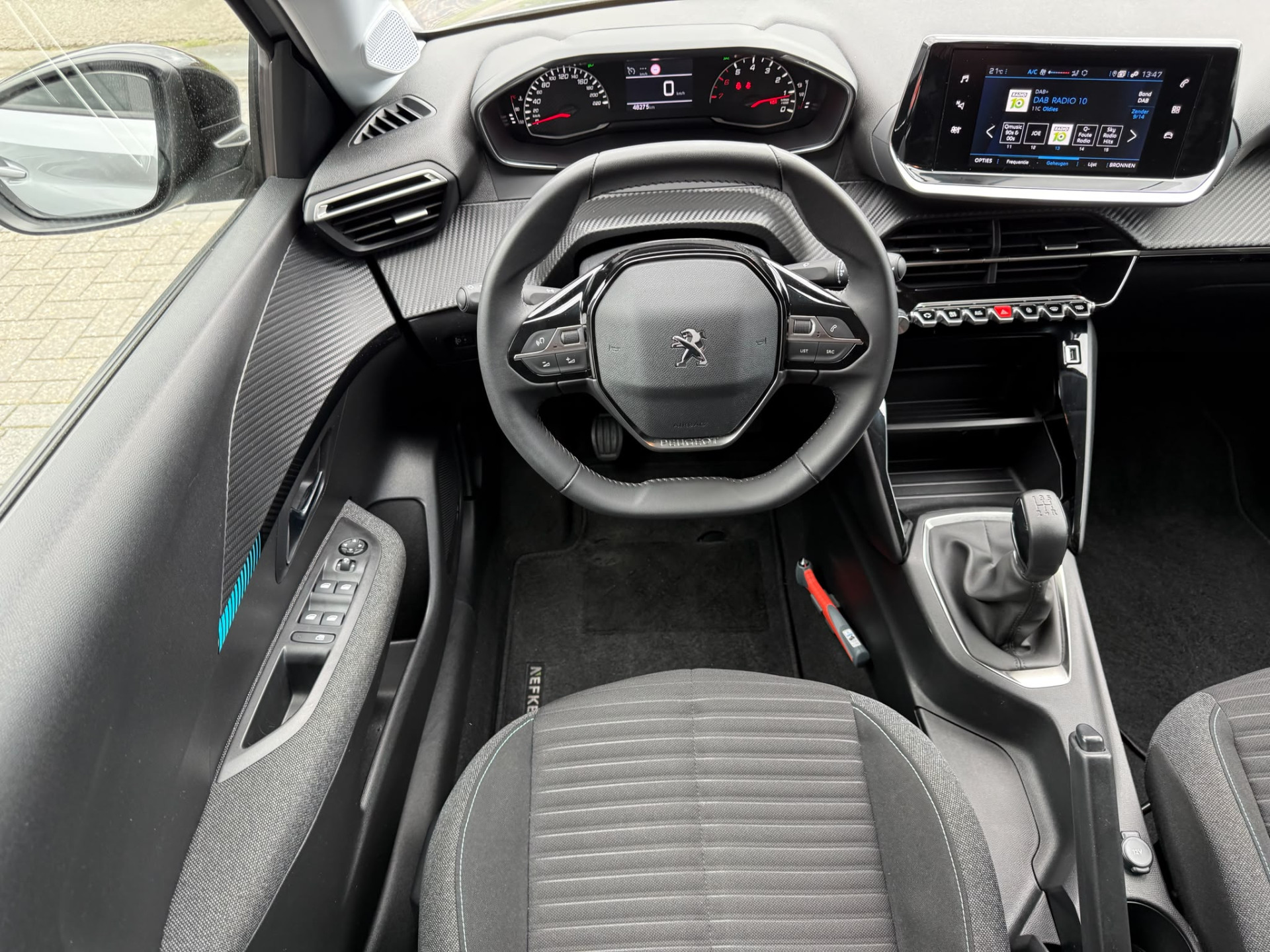 Peugeot 208 75PK Style | 1E EIGENAAR | 3/6/12MND GARANTIE| LED | CARPLAY | NAVI | CRUISE | CLIMA | LMV |