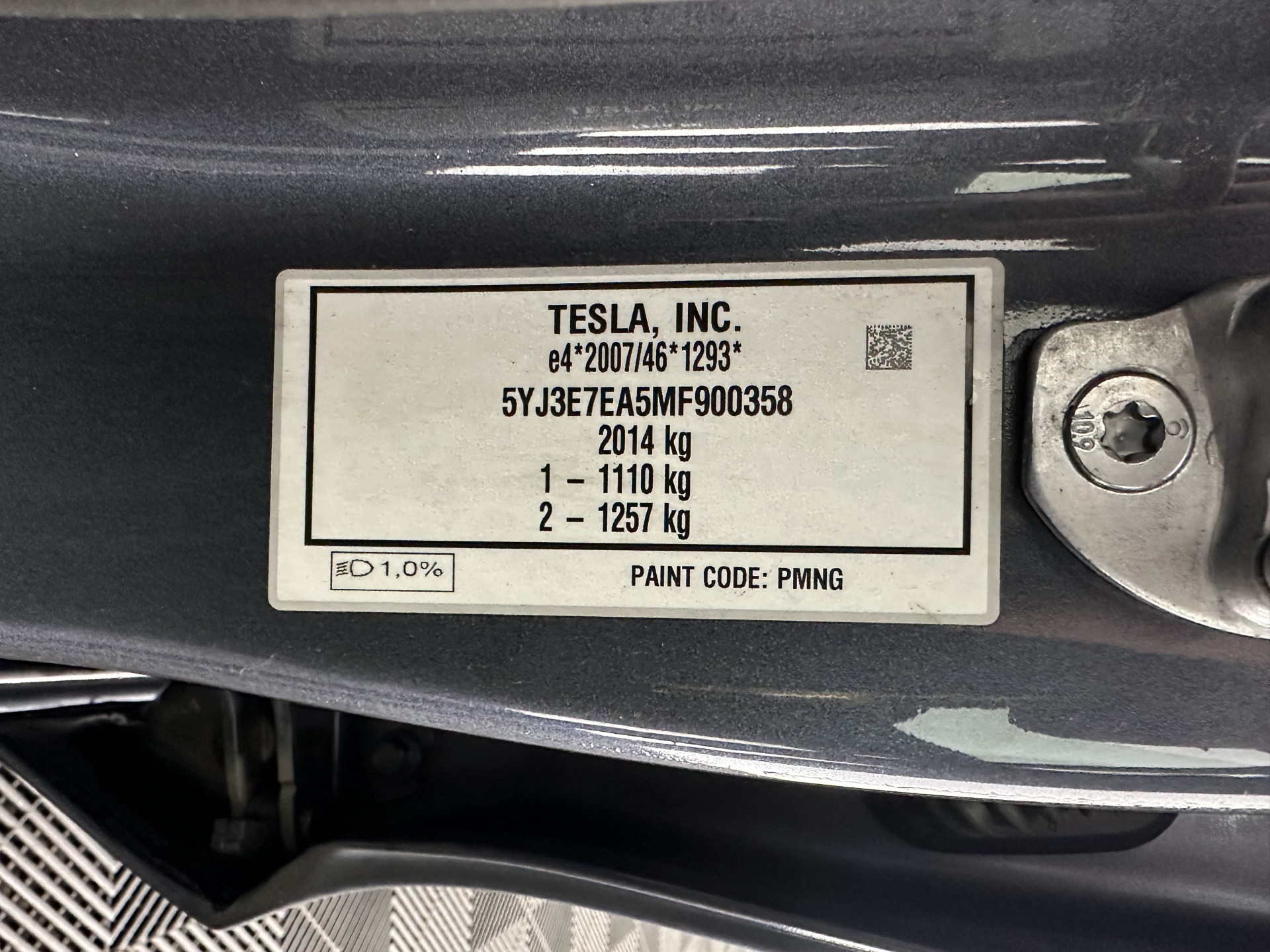 Tesla Model 3 Standard RWD Plus 60 kWh [ 3-Fase ] (INCL-BTW) Aut. *PANO | AUTO-PILOT | LEATHER | KEYLESS | FULL-LED | MEMORY-PACK | TOP-VIEW | DAB | CARPLAY | DIGI-COCKPIT | LANE-ASSIST | COMFORT-SEATS | 18"ALU*