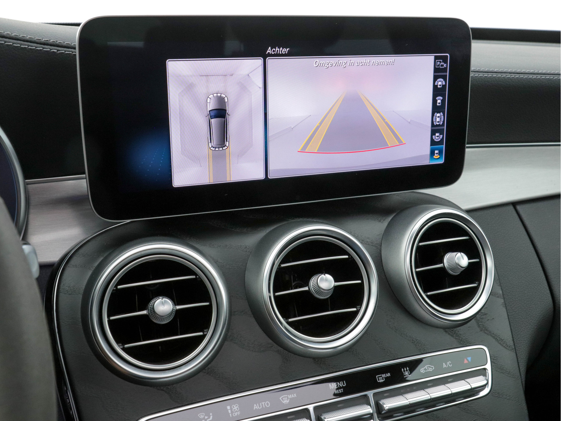 Mercedes-Benz C-klasse Estate 300 e Business Solution AMG Limited Plug in (INCL-BTW) Aut. *PANO | LEATHER-ALCANTARA | FULL-LED | NAVI-FULLMAP | TOP-VIEW | BLIND-SPOT | PREMIUM-AUDIO | DAB | CARPLAY | AMBIENT-LIGHT | DIGI-COCKPIT | SPORT-SEATS | 18"ALU*