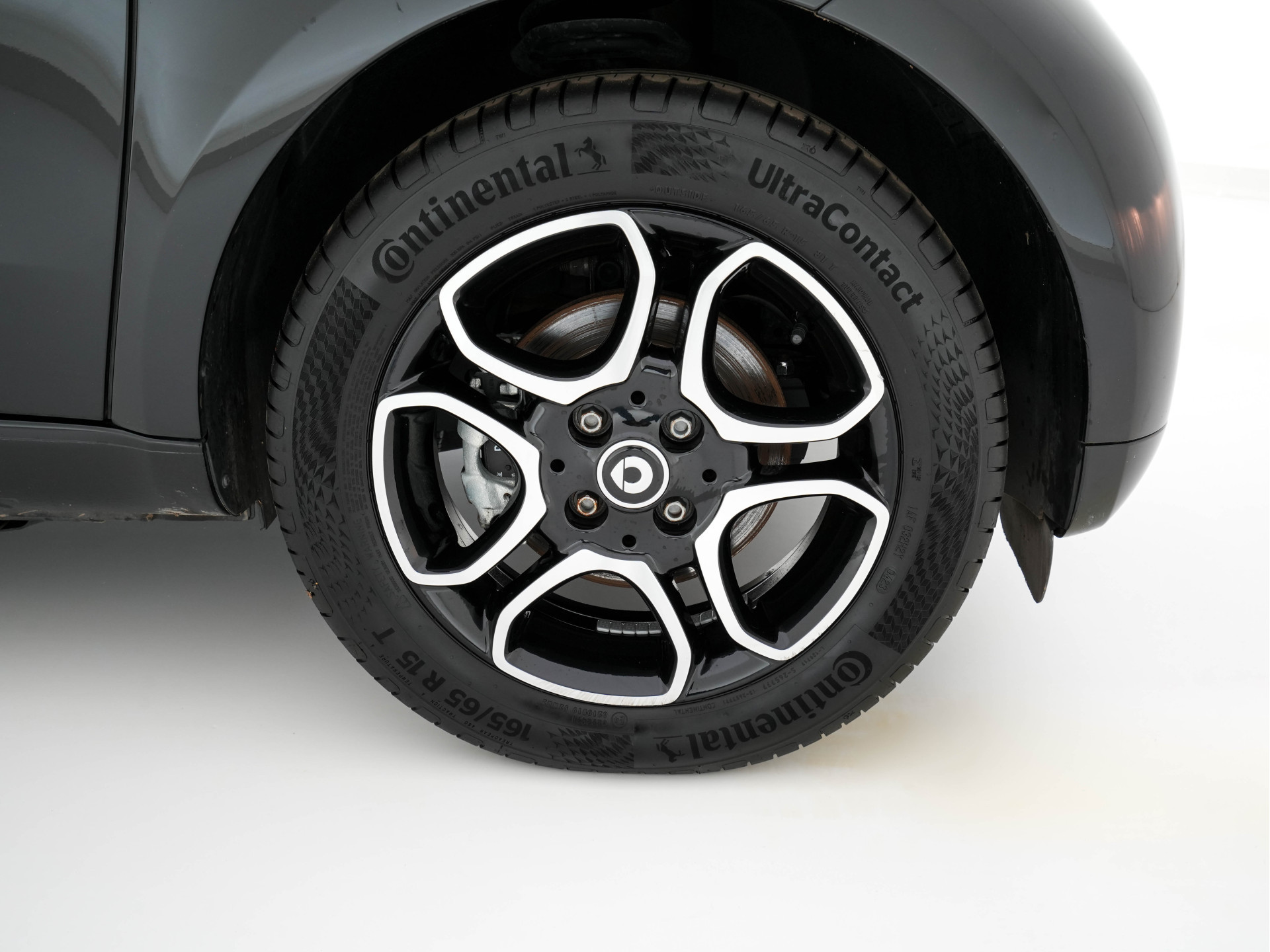 Smart fortwo EQ Business Solution 18 kWh [ 3-Fase ] ( SOH-93%) Aut. *PANO | LEATHER | NAVI-FULLMAP | CAMERA | HEATED-COMFORTSEATS | AIRCO | CRUISE | AMBIENT-LIGHT | 15''ALU*