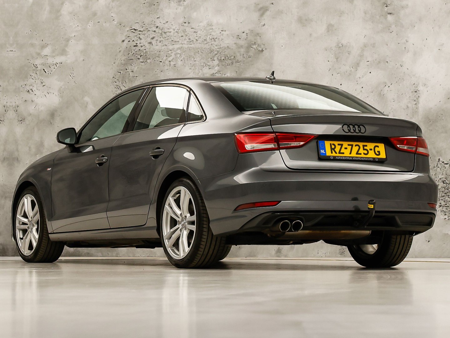 Audi A3 Limousine 1.4 TFSI S-Line Sport 150Pk (2X S-LINE, GROOT NAVI, BANG&OLUFSEN, KEYLESS, AFGEVLAKT STUUR, STOELVERWARMING, PARKEERSENSOREN, SPORTSTOELEN, LM VELGEN, NIEUWE APK)