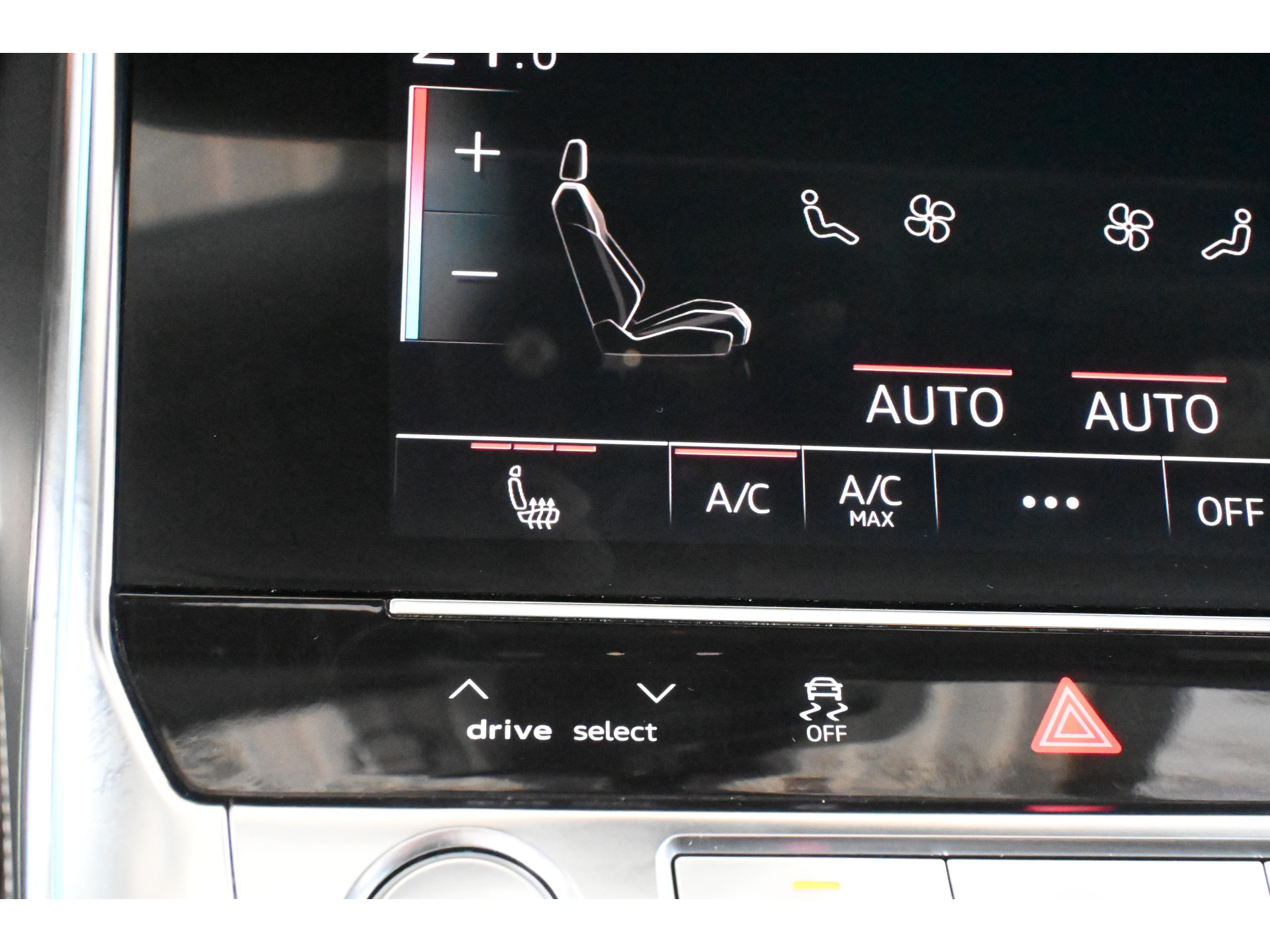 Audi A6 Avant 50 TDI quattro Design S-Line Maxton pakket Pano Matrix LED Luchtvering Virtual Head-Up 21 inch VOLL Rijklaarprijs! Inruil Mogelijk!