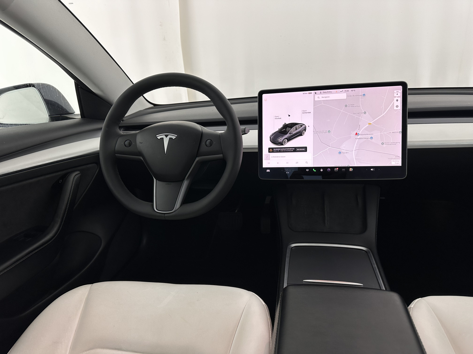 Tesla Model 3 ⚠️HV-BATTERY-DEFECT⚠️ Long Range AWD 75 kWh [ 3-Fase ] {SOH-86%} (INCL-BTW) Aut. *PANO | AUTOPILOT | LEATHER | KEYLESS | FULL-LED | MEMORY-PACK | TOPVIEW | DAB | CARPLAY | DIGI-COCKPIT | LANE-ASSIST | COMFORTSEATS | 19"ALU*
