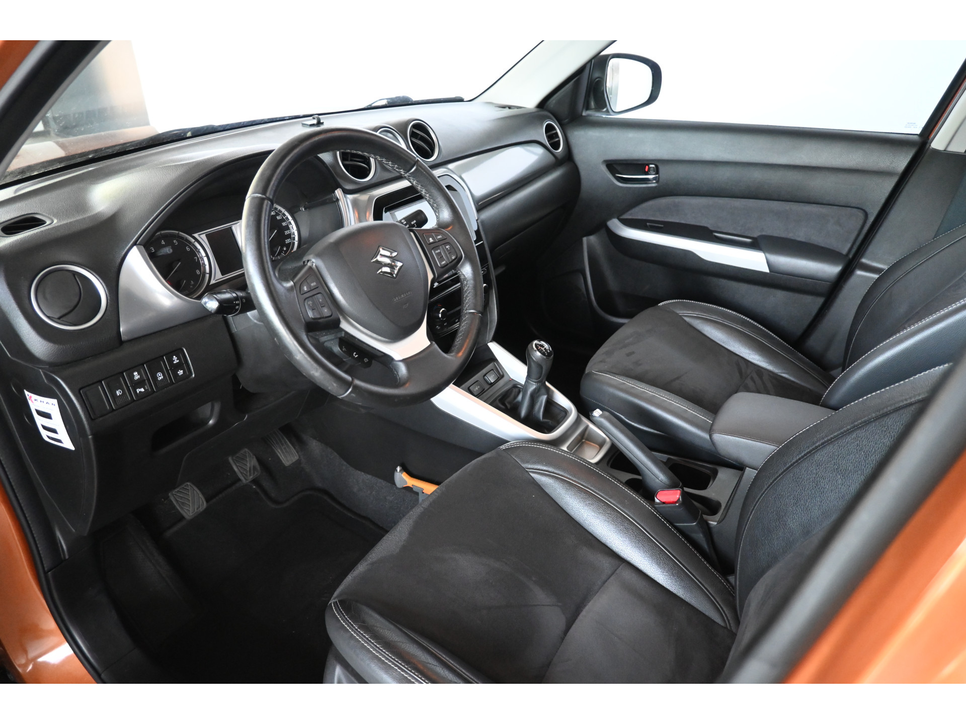 Suzuki Vitara 1.6 High Executive Clima Cruise Control Panoramadak Goed Onderhouden! Inruil Mogelijk!