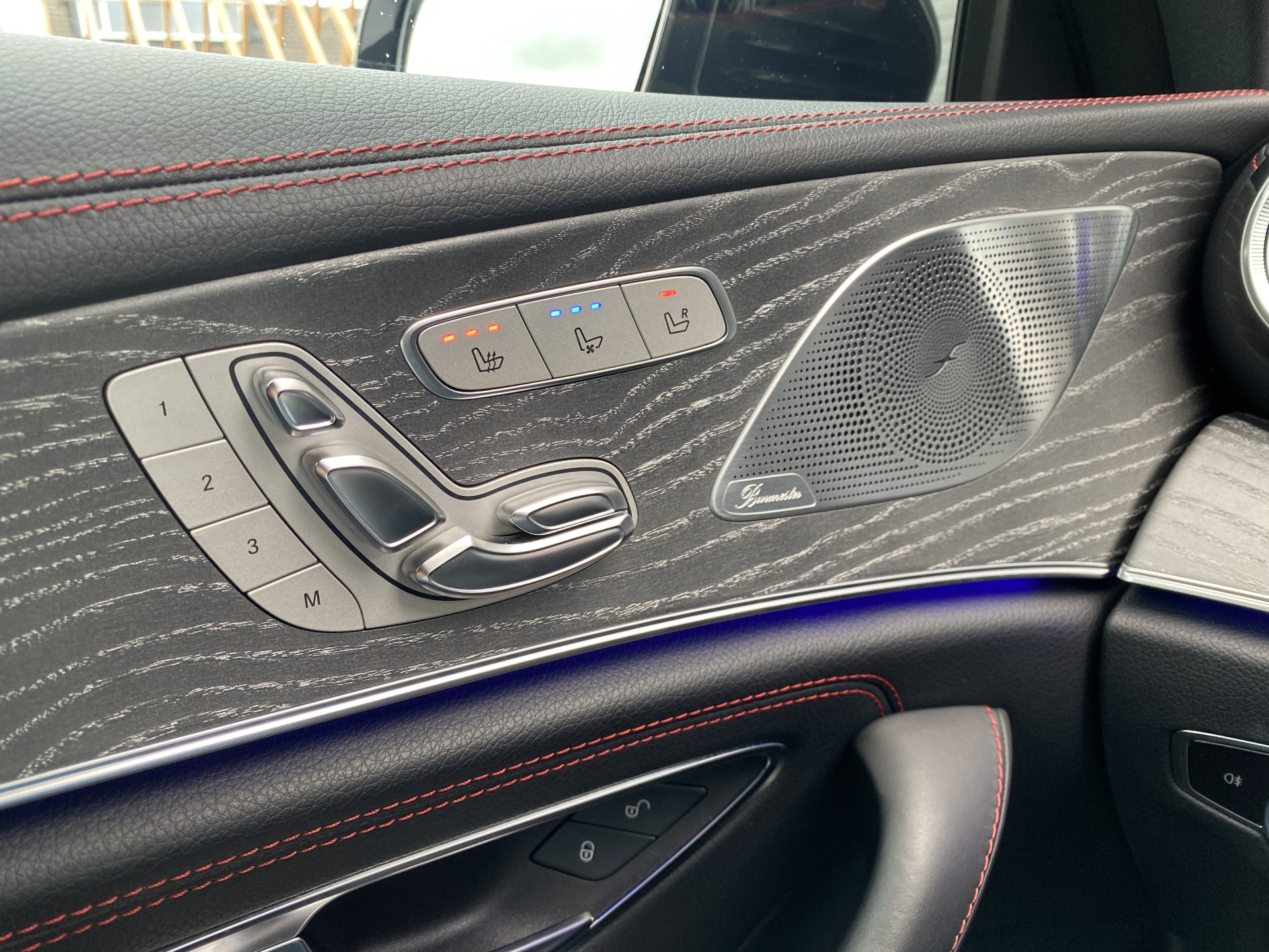 Mercedes-Benz CLS-klasse AMG 53 4MATIC+ Premium Plus 435 PK | dealer onderh. | luchtvering | night pakket | full option | AMG drivers package