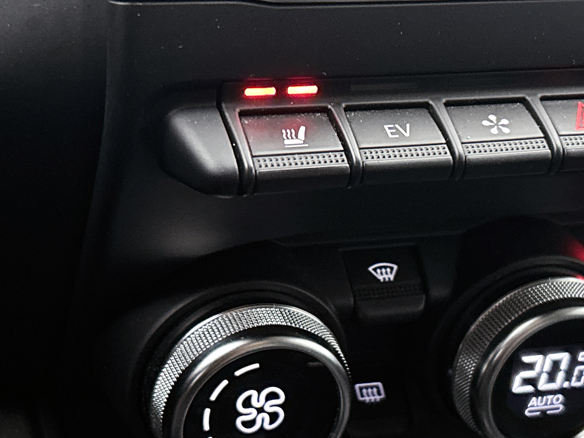 Renault Captur E-Tech full hybrid 145PK Techno | CAMERA | NAVI GROOT | STOELVERWARMING | KEYLESS