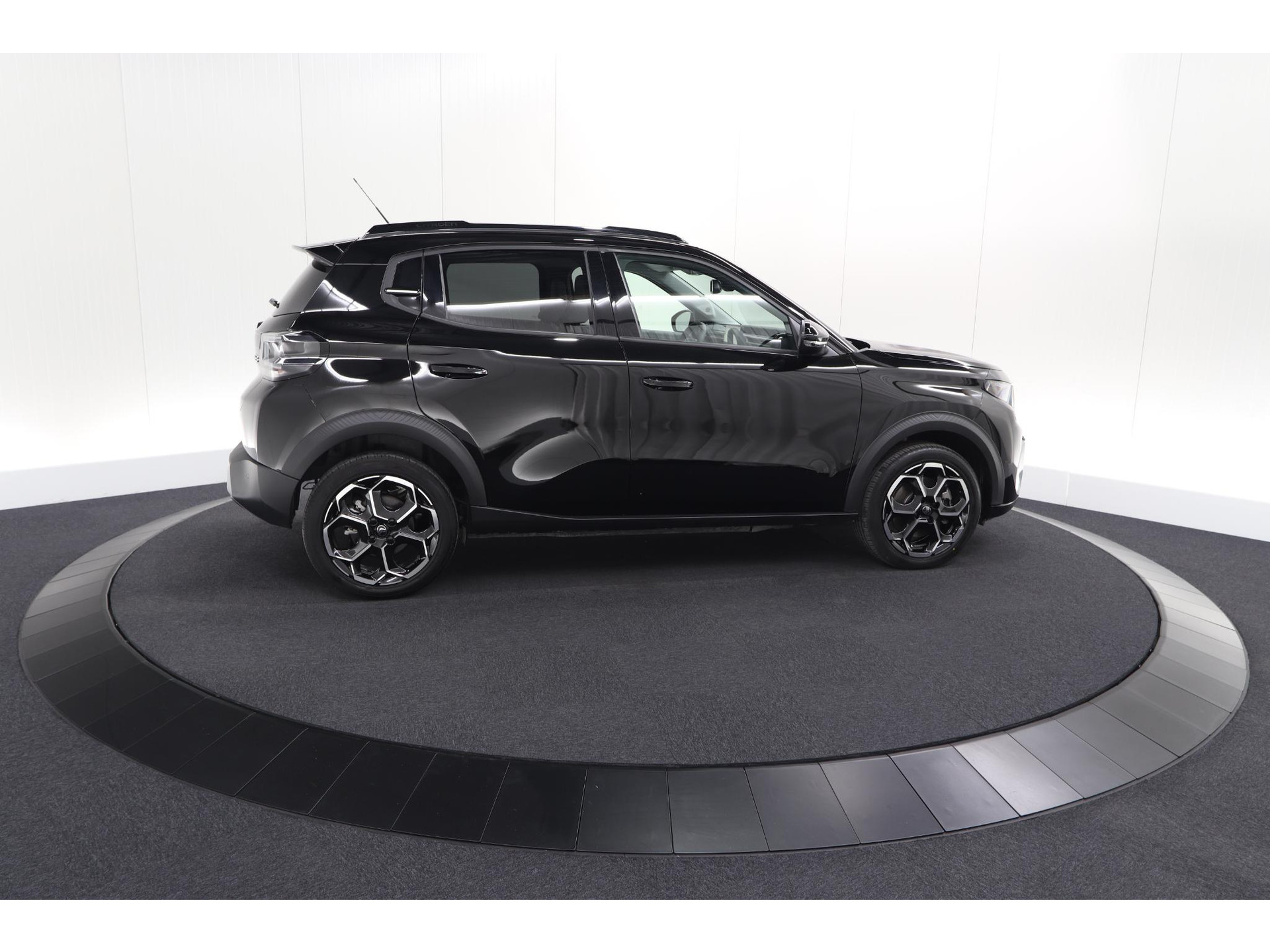 Citroen Ë-C3 Max 113pk 44 kWh | 7 KW Laadfunctie | Camera | Navigatie | Apple Carplay | Parkeersensoren