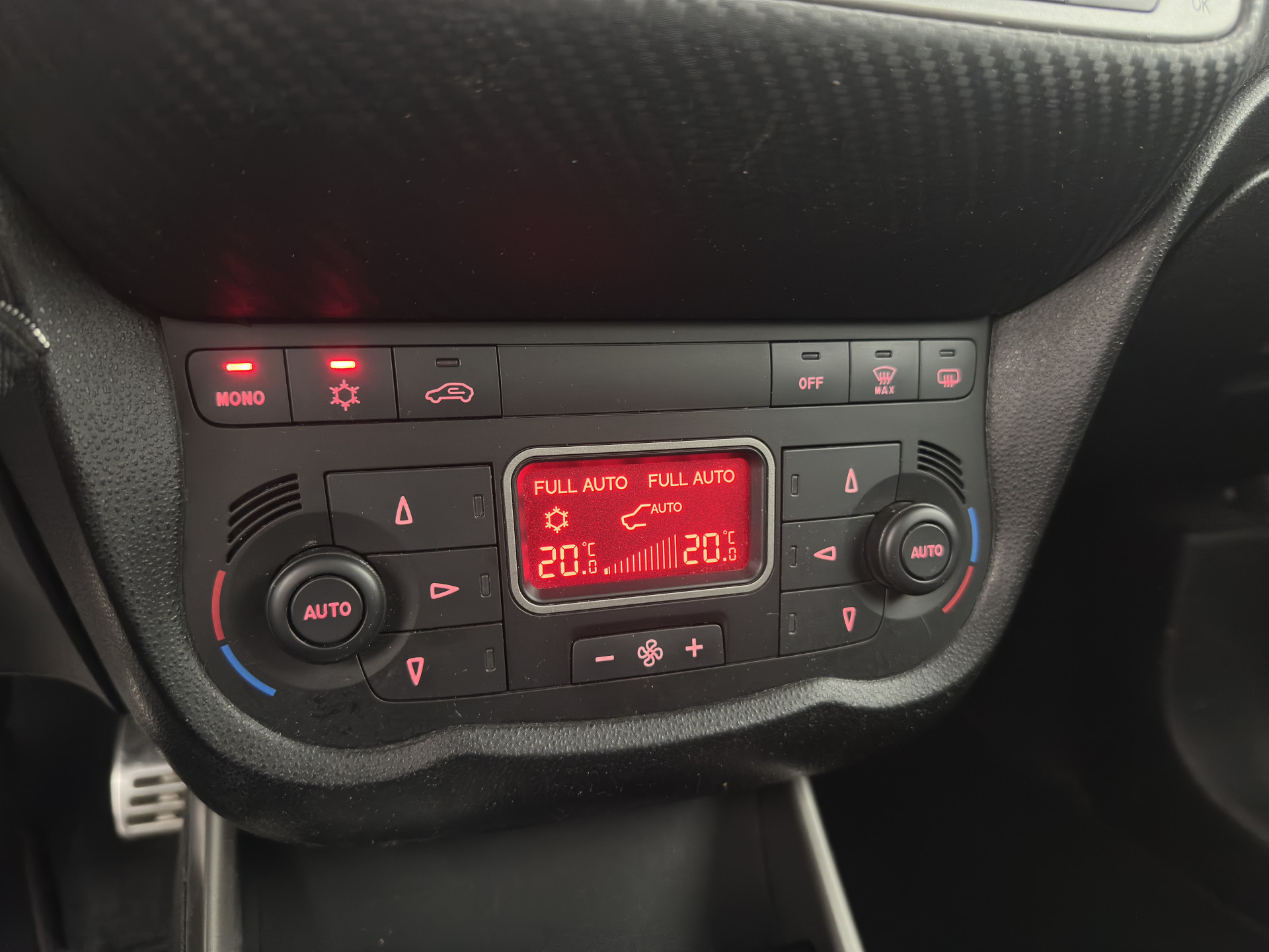 Alfa Romeo MiTo 1.3 JTDm ECO Distinctive *LUXURY-LEATHER | NAVI-FULLMAP | SPORT-SEATS | ECC | PDC | CRUISE | 17'ALU*