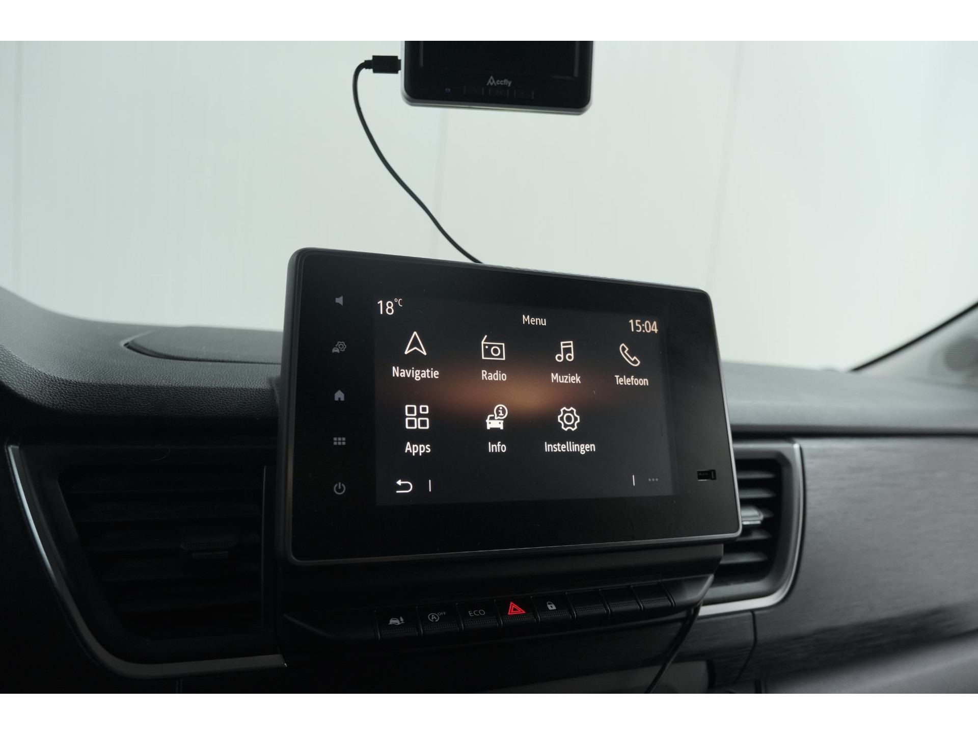 Renault Trafic 2.0 dCi 110 T30 L2H1 Work Edition | Trekhaak | Camera | Navigatie | Sidebars | Betimmering Laadruimte