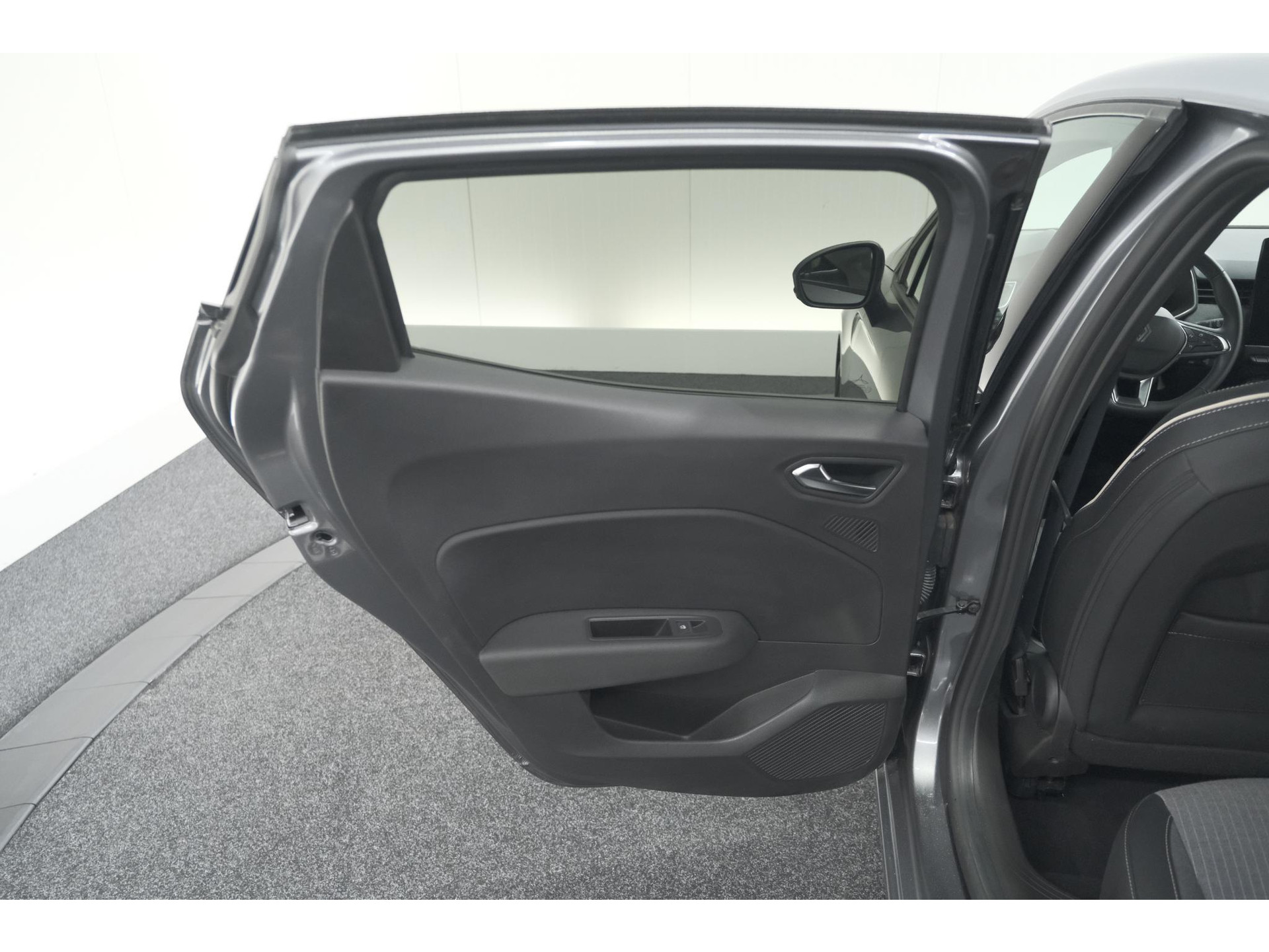 Renault Clio TCe 90 Techno | 360 Camera | Adaptieve Cruise Control | 9.3 Inch Groot Scherm