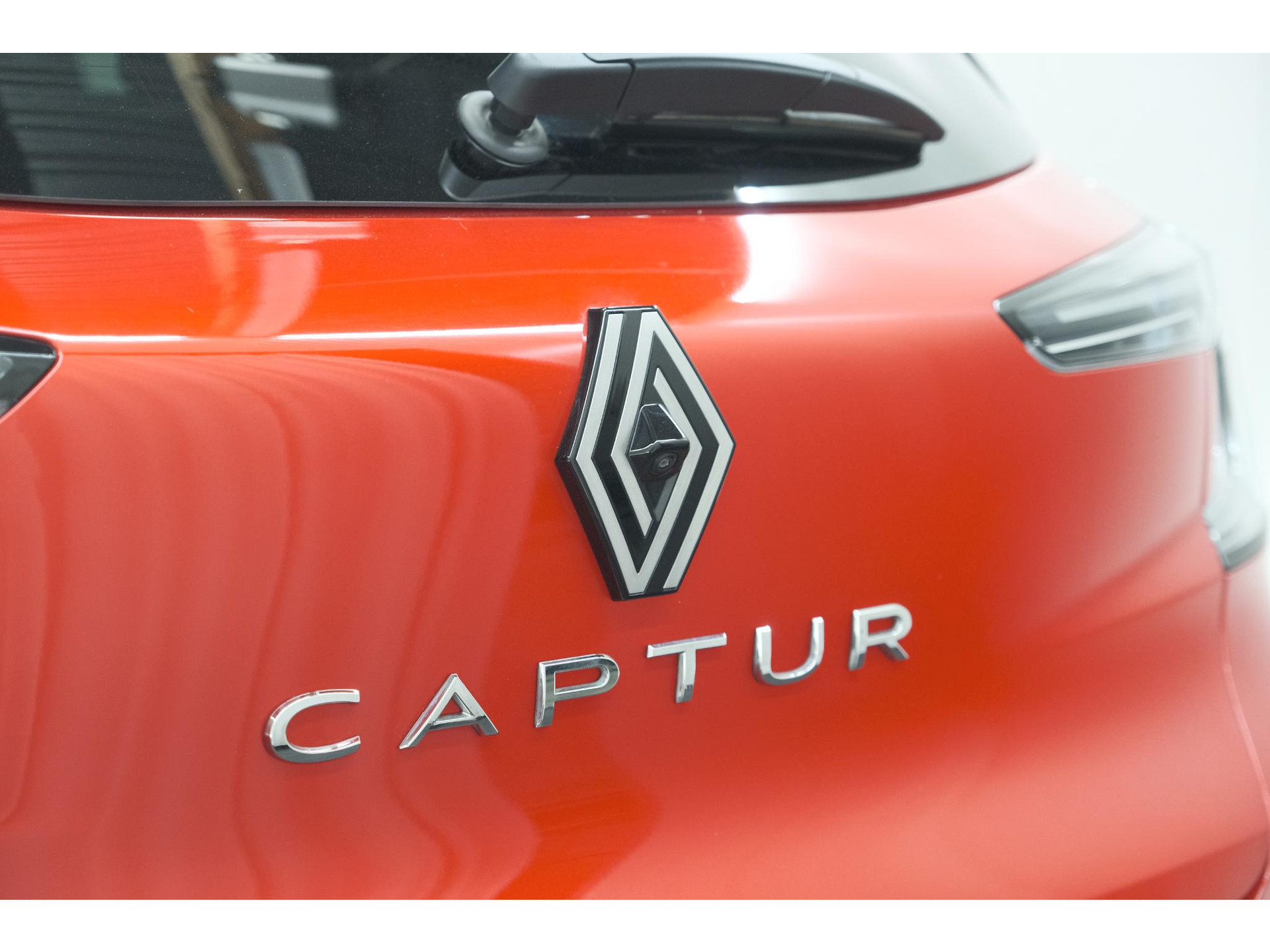 Renault Captur TCe 90 techno | Nieuw Model | Camera | Harman Kardon | Apple Carplay | Parkeersensoren | 18 Inch Lichtmetalen Velgen