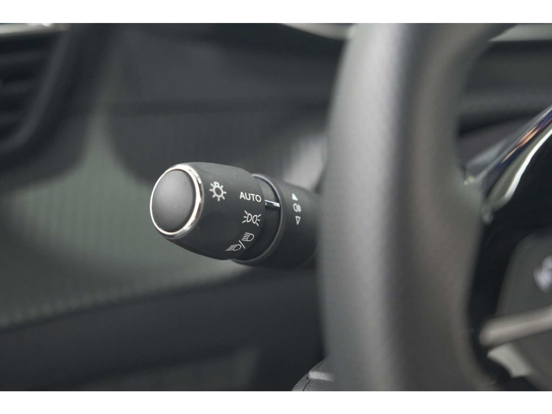 Peugeot 2008 PureTech 130 EAT8 GT | 360 Camera | Stoelmassage | Adaptieve Cruise Control | Dodehoekdetectie