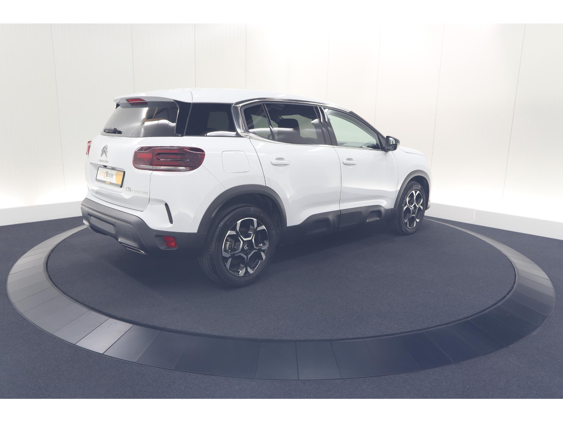 Citroen C5 Aircross 1.2 Hybrid 136 Plus | Camera | Navigatie | Parkeersensoren | Apple Carplay
