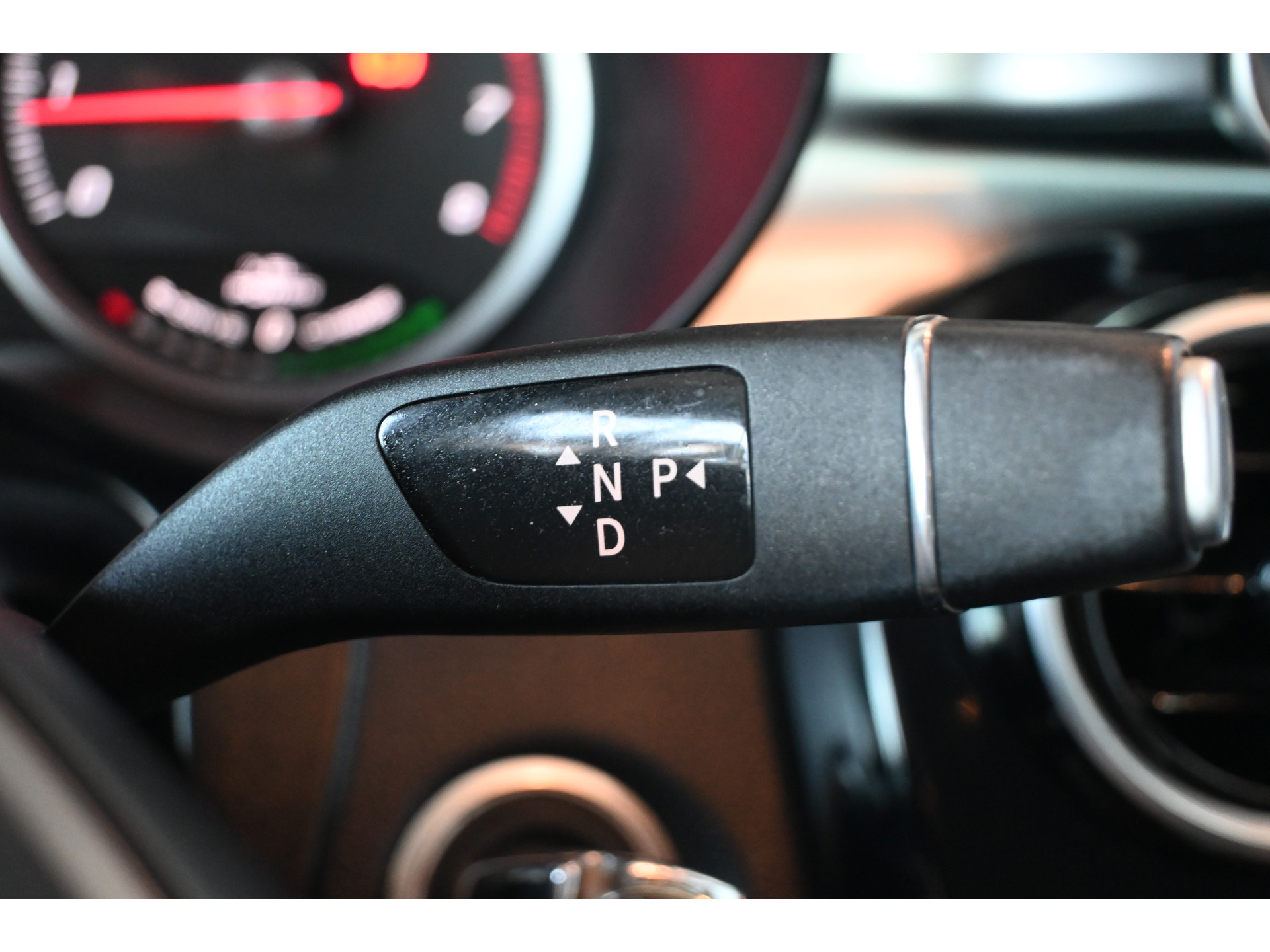 Mercedes-Benz GLC-klasse 350e 4MATIC Business Solution Automaat Navigatie Stoelverwarming Trekhaak Rijklaaprijs! Inruil Mogelijk!