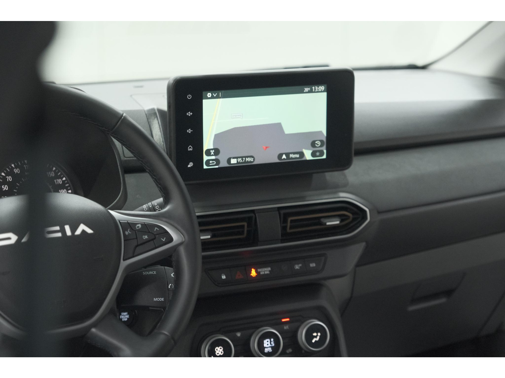Dacia Sandero Stepway TCe 90 Extreme | Camera | Dodehoekdetectie | Navigatie | Apple Carplay
