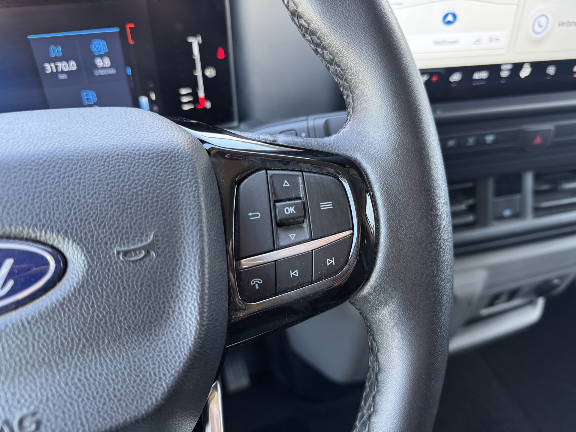 Ford Transit Custom 2.0 TDCI 140PK AWD Automaat L1 4x4 4WD LED Airco Carplay Camera Navigatie Parkeersensoren v+a Vierwielaandrijving