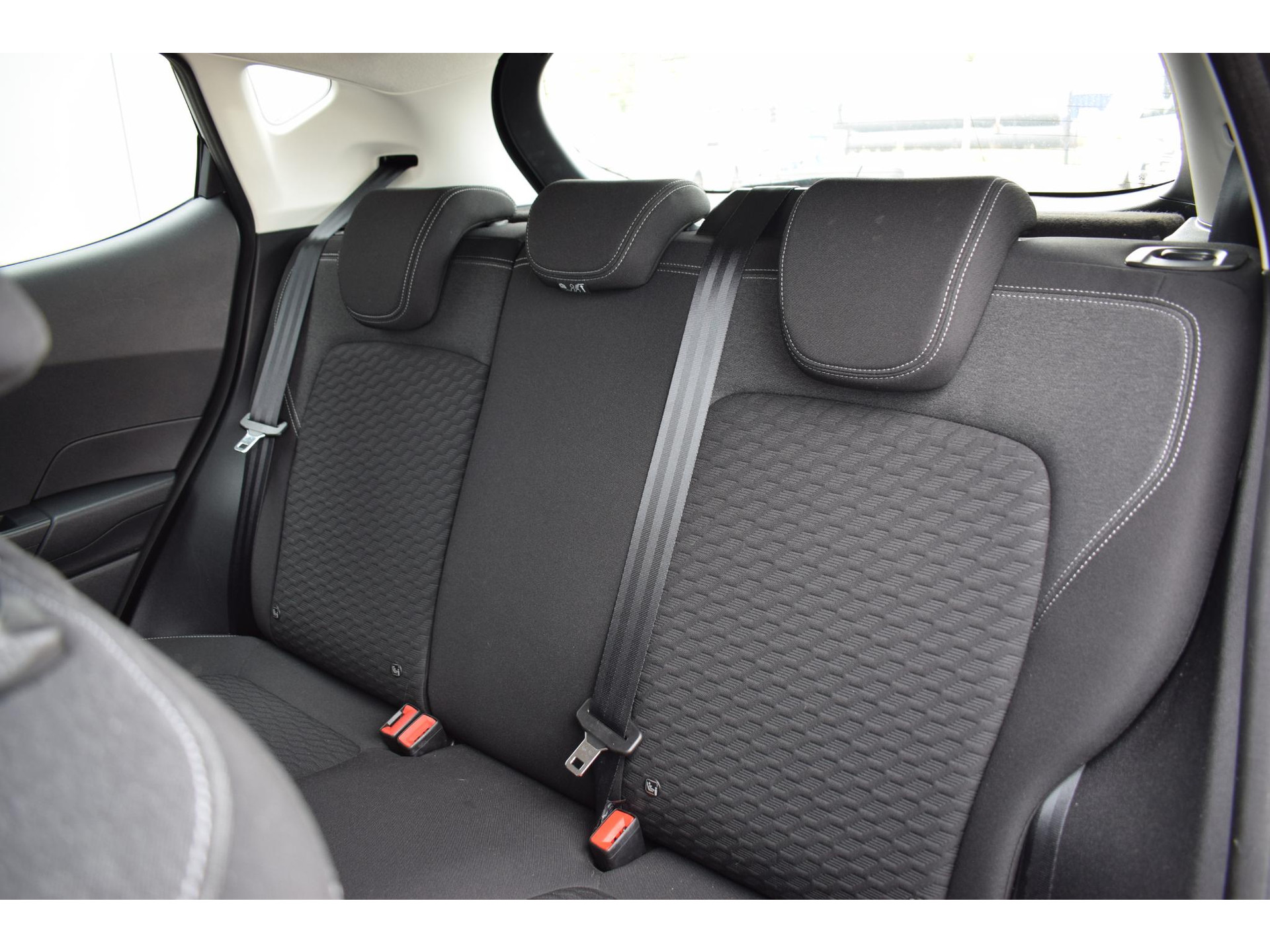 Ford Fiesta 1.0 EcoBoost Hybrid Titanium | Apple CarPlay | Climate | Cruise | Navi