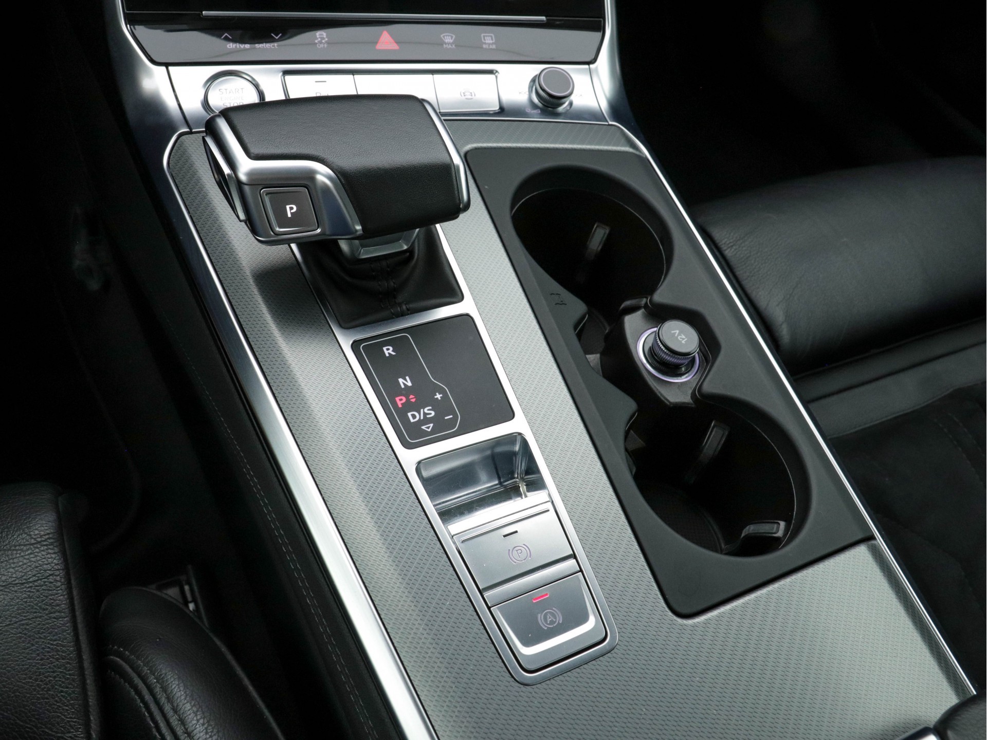 Audi A6 40 TDI Sport Launch-Edition Mild-Hybrid (INCL-BTW) Aut * LEATHER-ALCANTARA | DIGI-COCKPIT | FULL-LED | NAVI-FULLMAP | MEMORY-PACK | HEATED-SPORTSEATS | AUDI-SOUND | KEYLESS | CRUISE | LANE-ASSIST | PDC | ECC | 19"ALU*