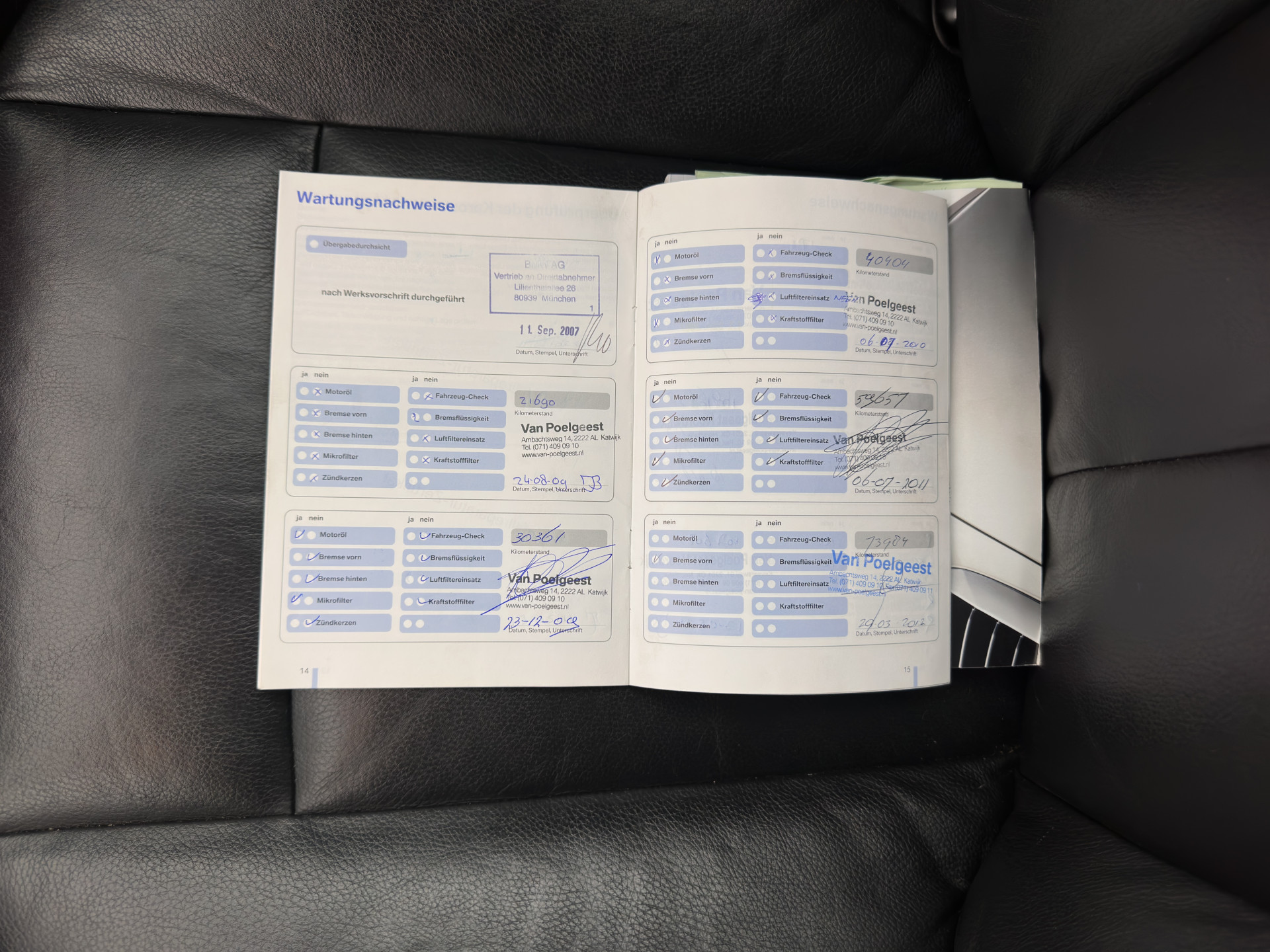 BMW 6-serie Cabrio 650i Aut. *LEATHER | BI-XENON | MEMORY-PACK | SHIFT-PADDLES | HEATED-SPORTSEATS | KEYLESS | NAVI-FULLMAP | ECC | HEAD-UP | PDC | CRUISE | AIRSCARF | 19''ALU*