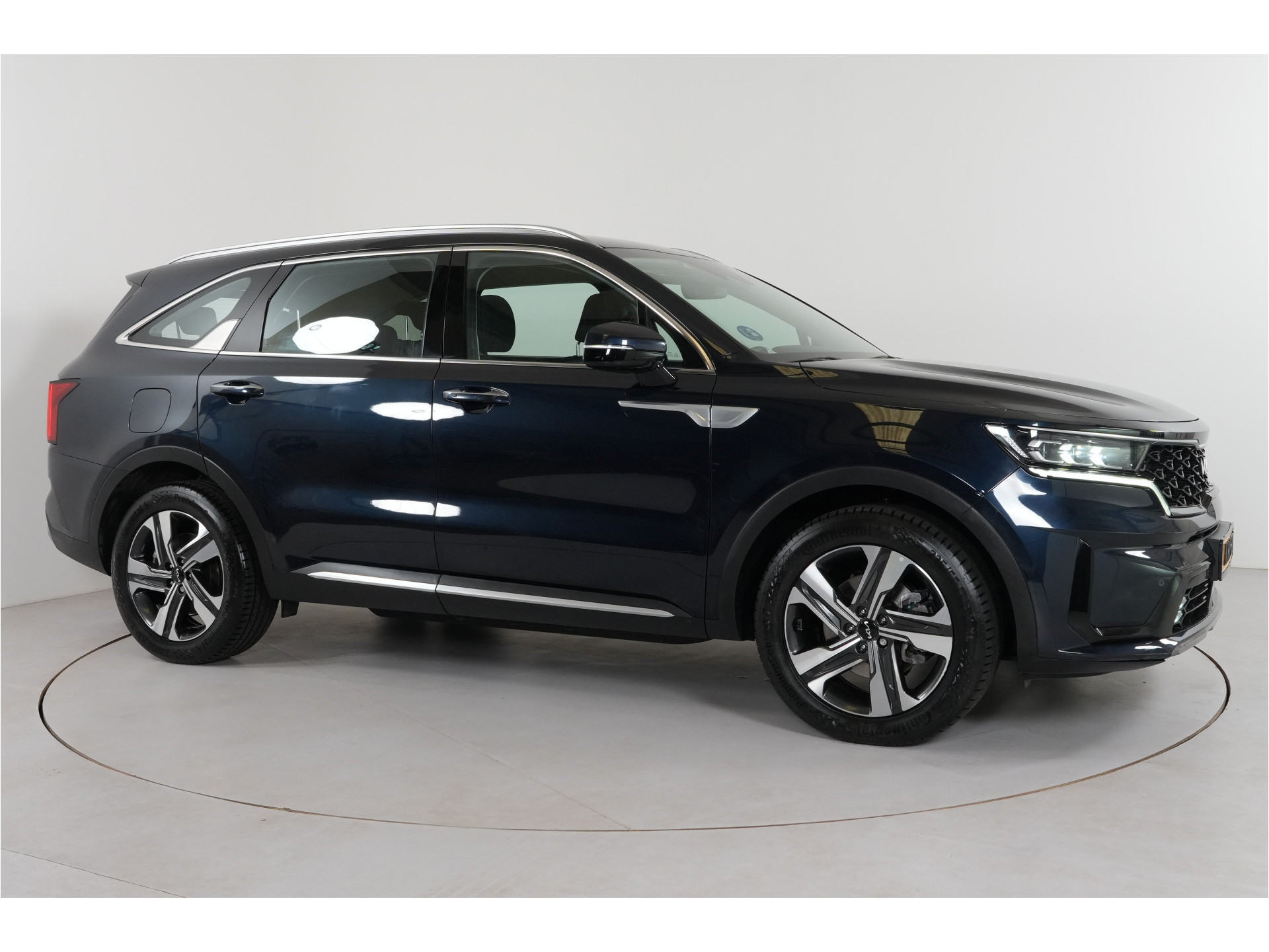 Kia Sorento 1.6 T-GDI 4WD 265 pk PHEV | SOH 100% | 7 pers | Dealer onderhouden |