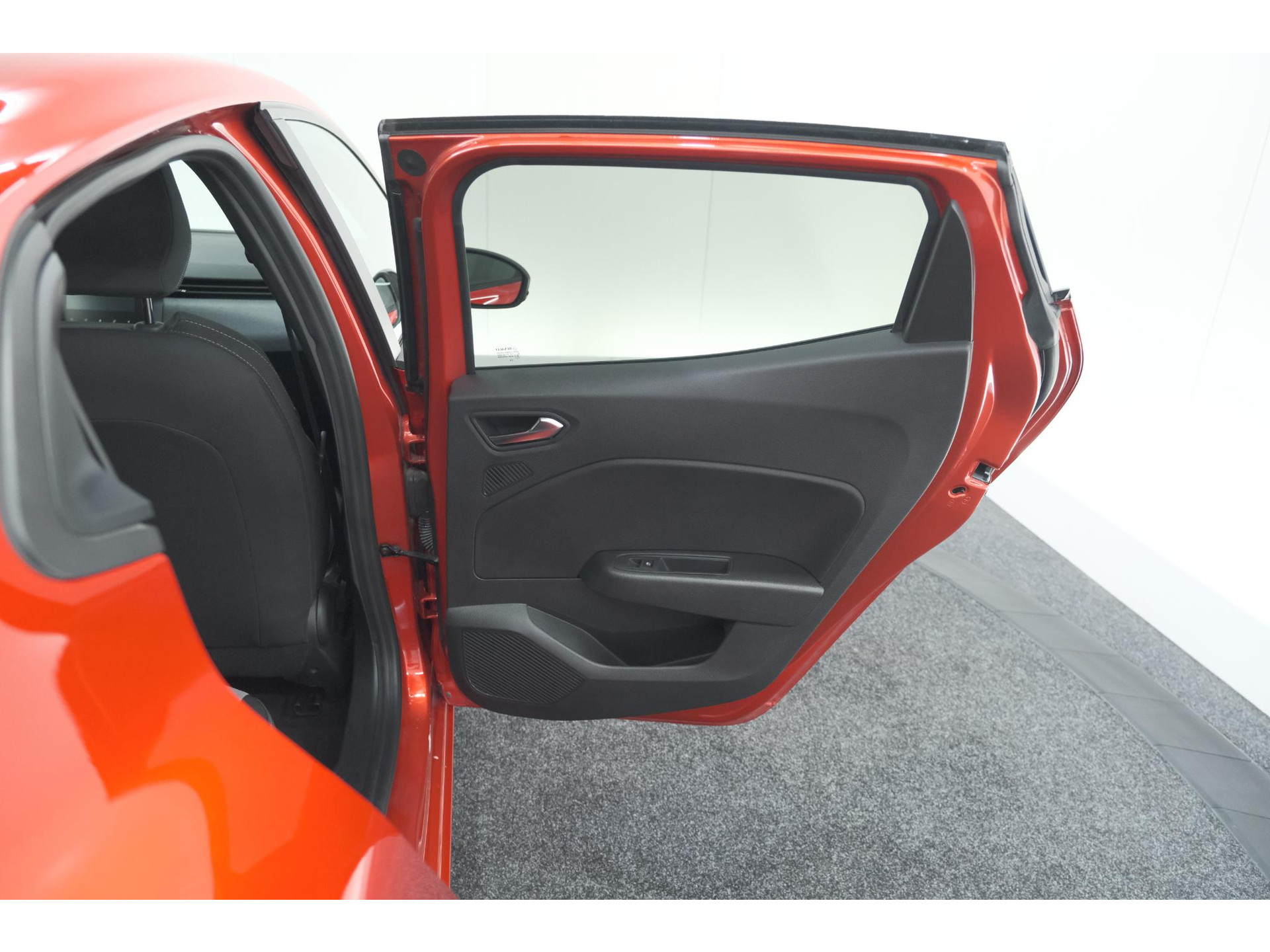 Renault Clio TCe 90 GPF evolution | Stoelverwarming | Parkeersensoren | Navigatie | Apple Carplay