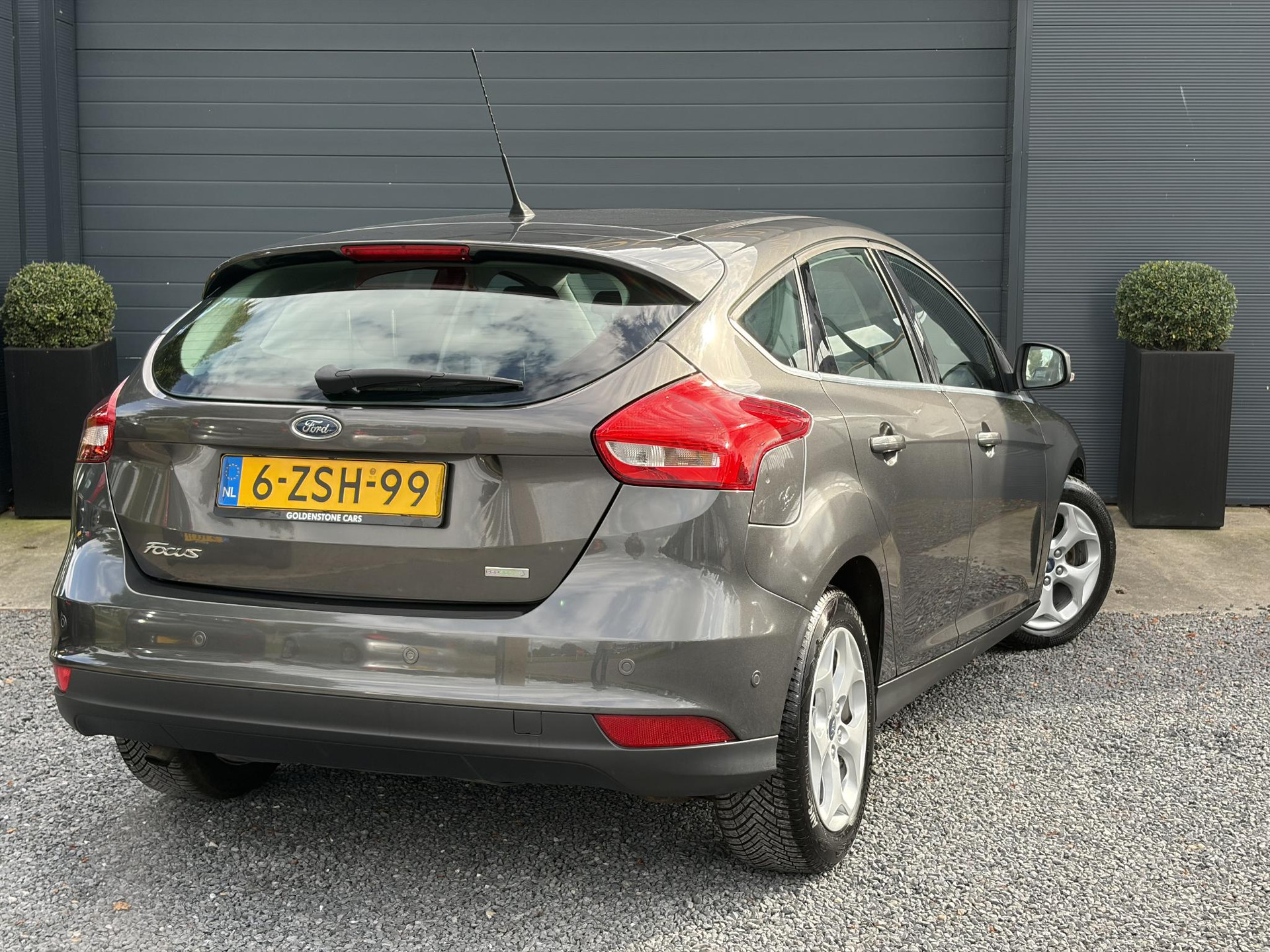 Ford Focus 1.0 Titanium Edition ✓1e Eigenaar✓125pk✓Recent Beurt gehad✓Dealer Onderhouden✓Navi✓6 Bak✓Pdc V+A✓Clima✓Cruise✓Lm velgen✓4 Elekt Ramen✓N.A.P✓Apk tot 03-2027