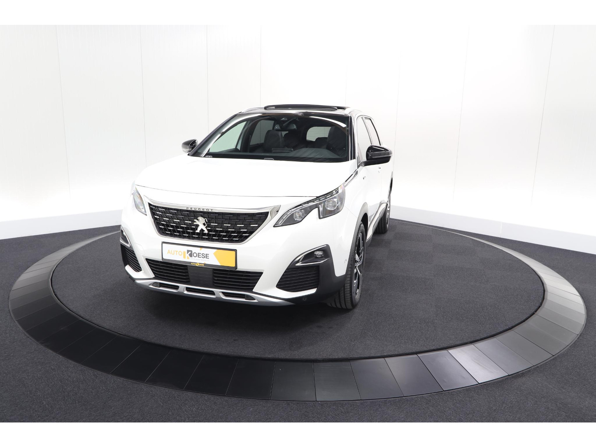 Peugeot 5008 PureTech 130 EAT8 GT-Line | Schuif-/Kanteldak | Trekhaak | Elektrische Kofferklep | Camera