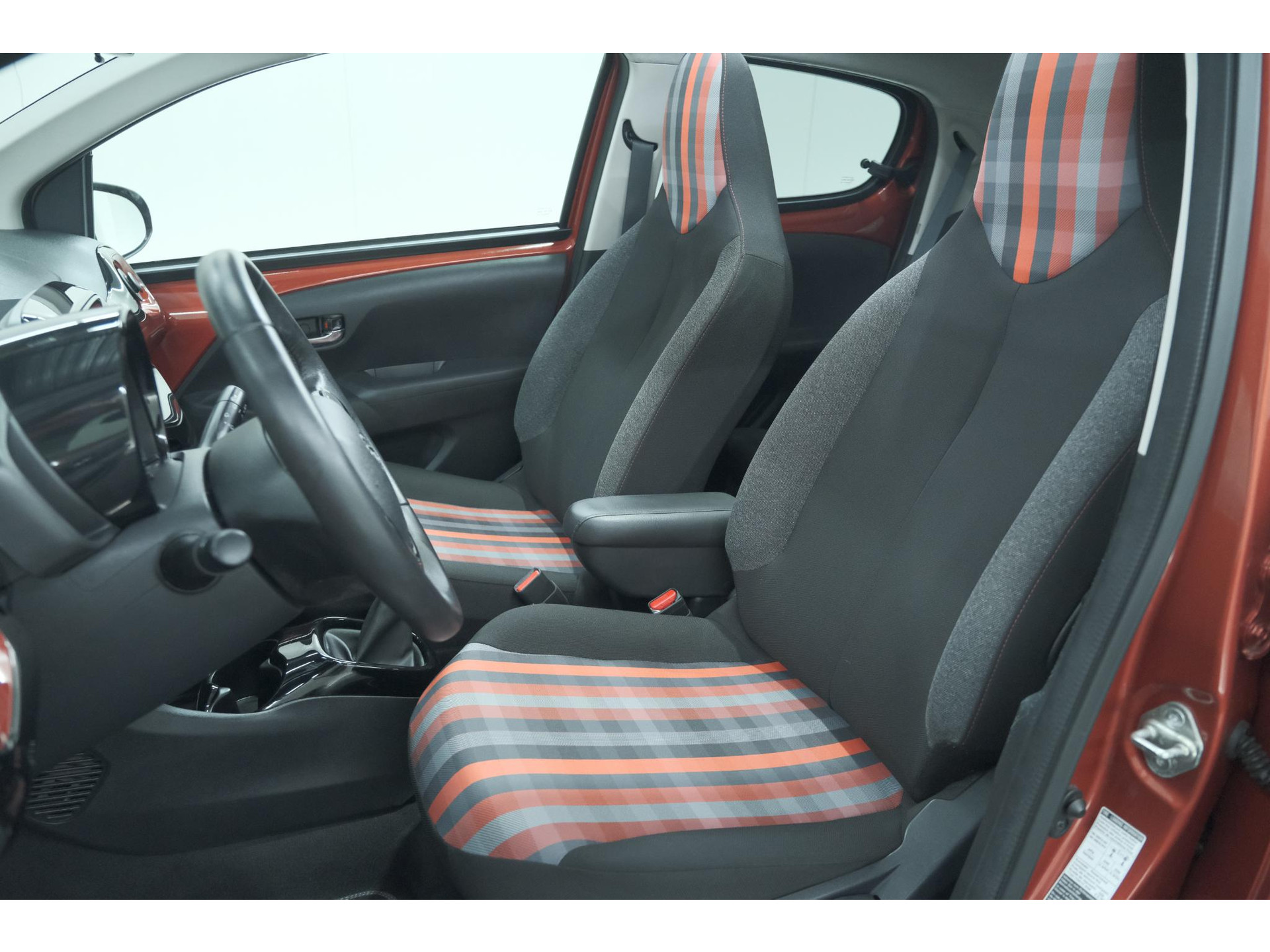 Peugeot 108 1.0 e-VTi Allure TOP! | Elektrisch Vouwdak | Trekhaak | Camera | Apple Carplay