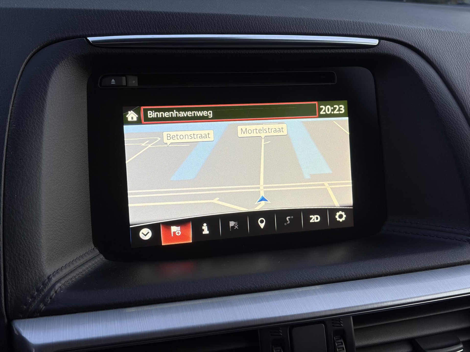 Mazda CX-5 2.0 SkyActiv-G 165 Skylease GT 2WD ✓Recent beurt gehad✓Automaat✓2e Eigenaar✓Camera✓Trekhaak✓Navi✓Leder✓Keyless✓Pdc V+A✓Winterset✓165pk✓Stoelverw✓Elekt Memory Stoelen✓Rijstrooksensor✓Dodehoeksensor✓N.A.P✓Bj 12-2015✓Apk tot 07-2027
