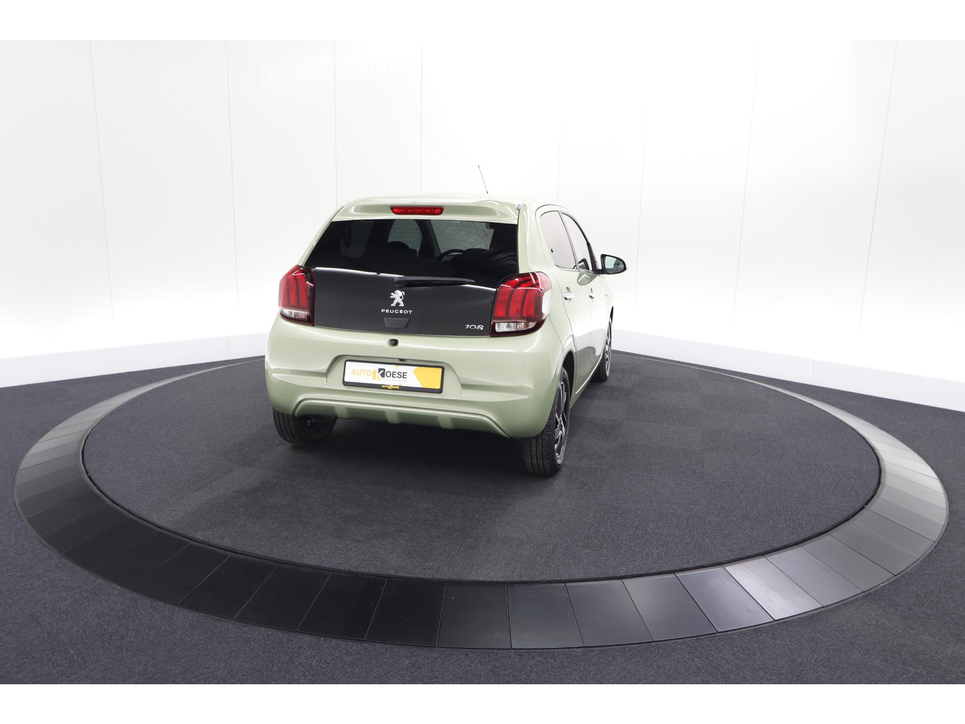 Peugeot 108 1.0 e-VTi Allure | Camera | Climate Control | Apple Carplay | 15 Inch Lichtmetalen Velgen
