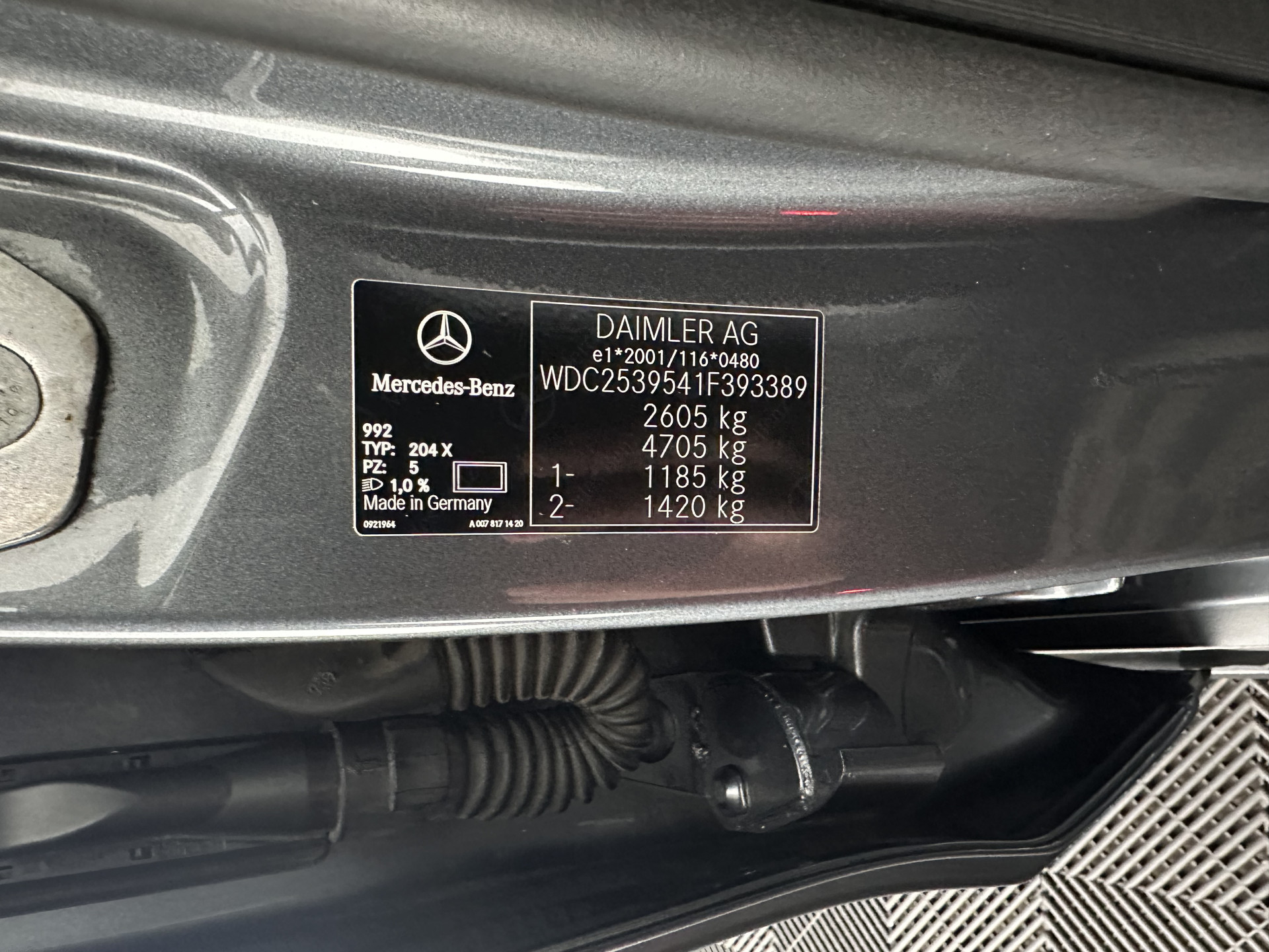 Mercedes-Benz GLC-klasse 350e 4MATIC AMG Aut. *PANO | FULL-LEATHER | FULL-LED | HEATED-SPORTSEATS | CAMERA | NAVI-FULLMAP | PRIVACY-GLASS | SHIFT-PADDLES | ECC | PDC | CRUISE | 19''ALU*