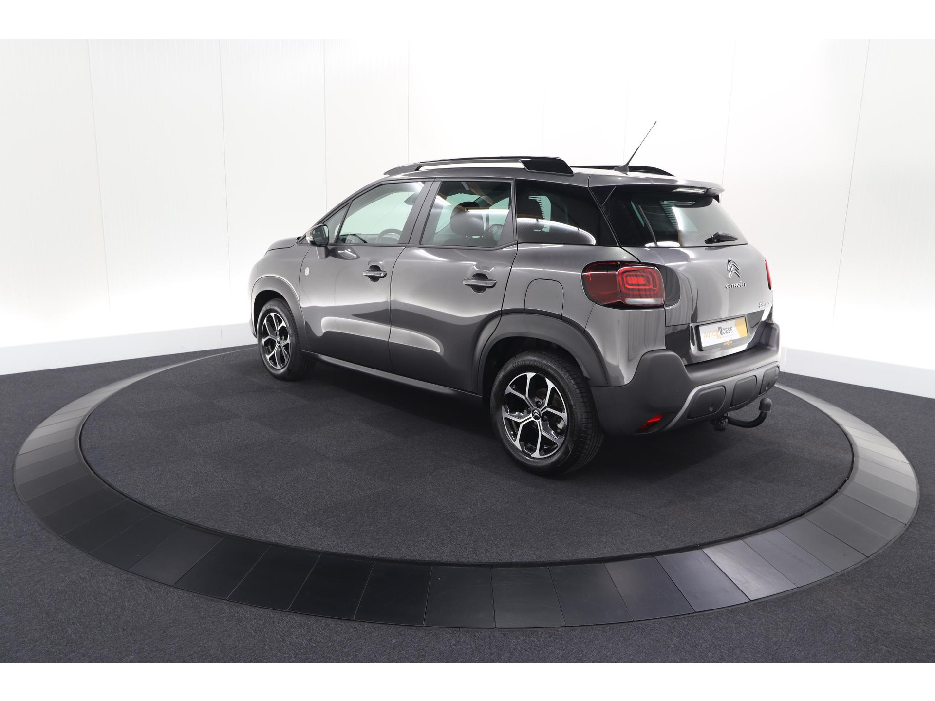 Citroen C3 Aircross PureTech 110 C-Series | Trekhaak | Navigatie | Parkeersensoren | Apple Carplay