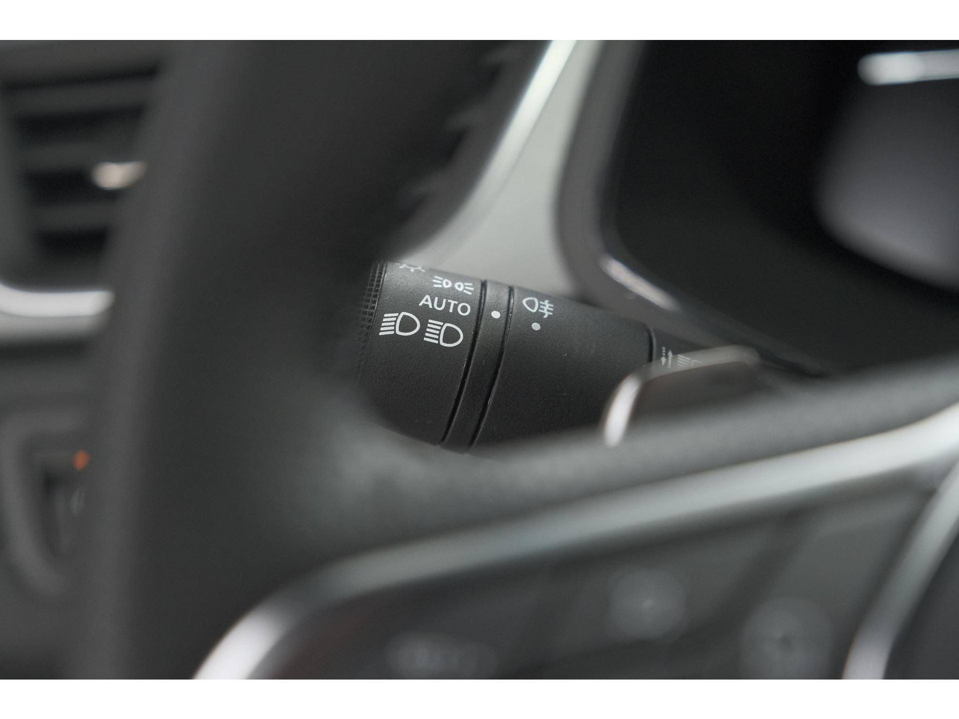 Renault Captur Mild Hybrid 160 EDC Techno | Pack Winter | Camera | Adaptieve Cruise Control | Apple Carplay