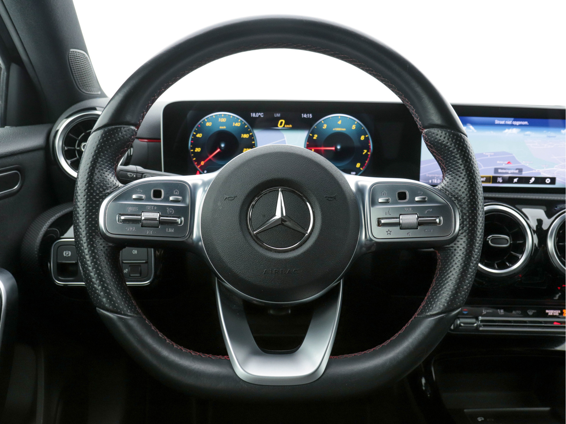 Mercedes-Benz A-klasse 160 Business Solution (INCL-BTW) *WIDE-SCREEN-COCKPIT | FULL-LED | HEATED-SPORTSEATS | LEATHER-MICROFIBRE | NAVI-FULLMAP | CAMERA | ECC | PDC | CRUISE | CARPLAY | AMBIENT-LIGHT | PRIVACY-GLASS | 18"ALU*