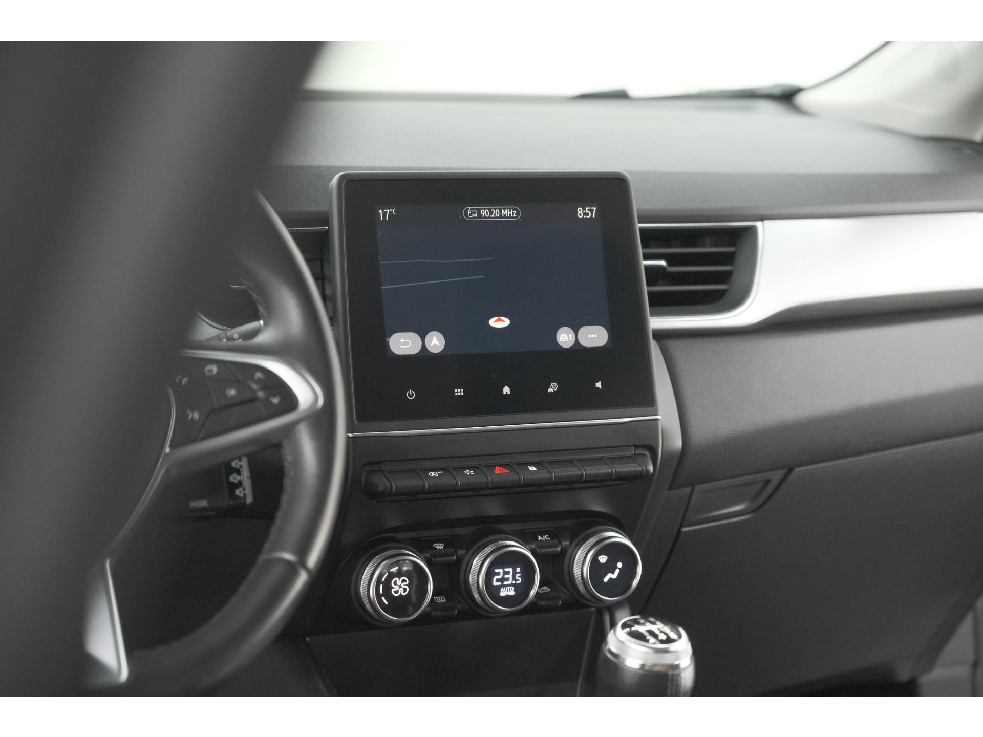 Renault Captur TCe 100 Intens | Trekhaak | Camera | Navigatie | Parkeersensoren