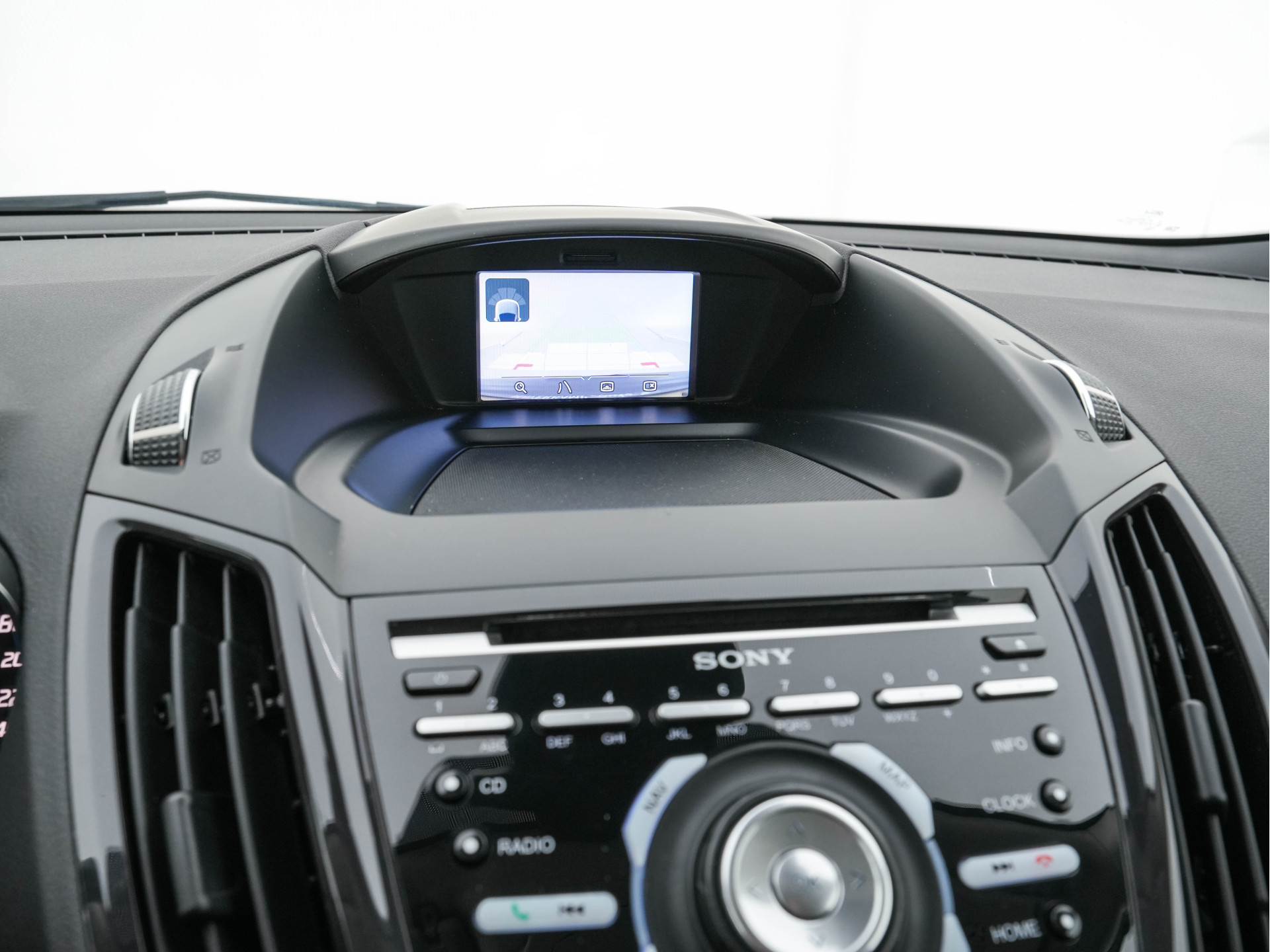 Ford Kuga 1.5 Titanium-Plus Styling-Pack AWD Aut.*LEATHER-FABRIC | XENON | SONY-AUDIO | BLIND-SPOT | KEYLESS | NAVI-FULLMAP | CAMERA | HEATED-SPORT-SEATS | ECC | LANE-ASSIST | PDC | CRUISE | TOWBAR | 19''ALU*