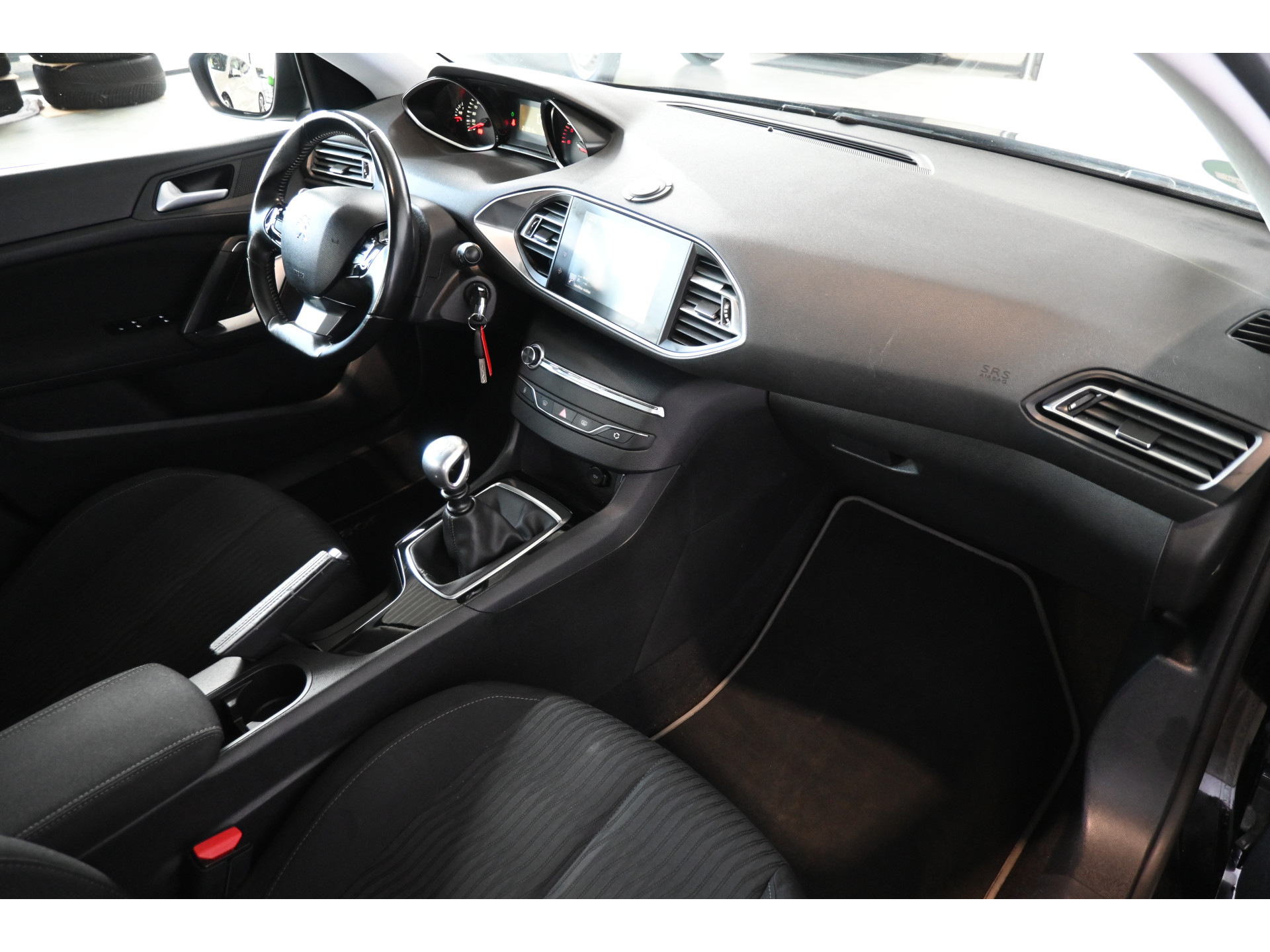 Peugeot 308 SW 1.6 BlueHDI Blue Lease Pack Nap Clima Cruise NavigatieTrekhaak PDC Goed Onderhouden! Inruil Mogelijk!