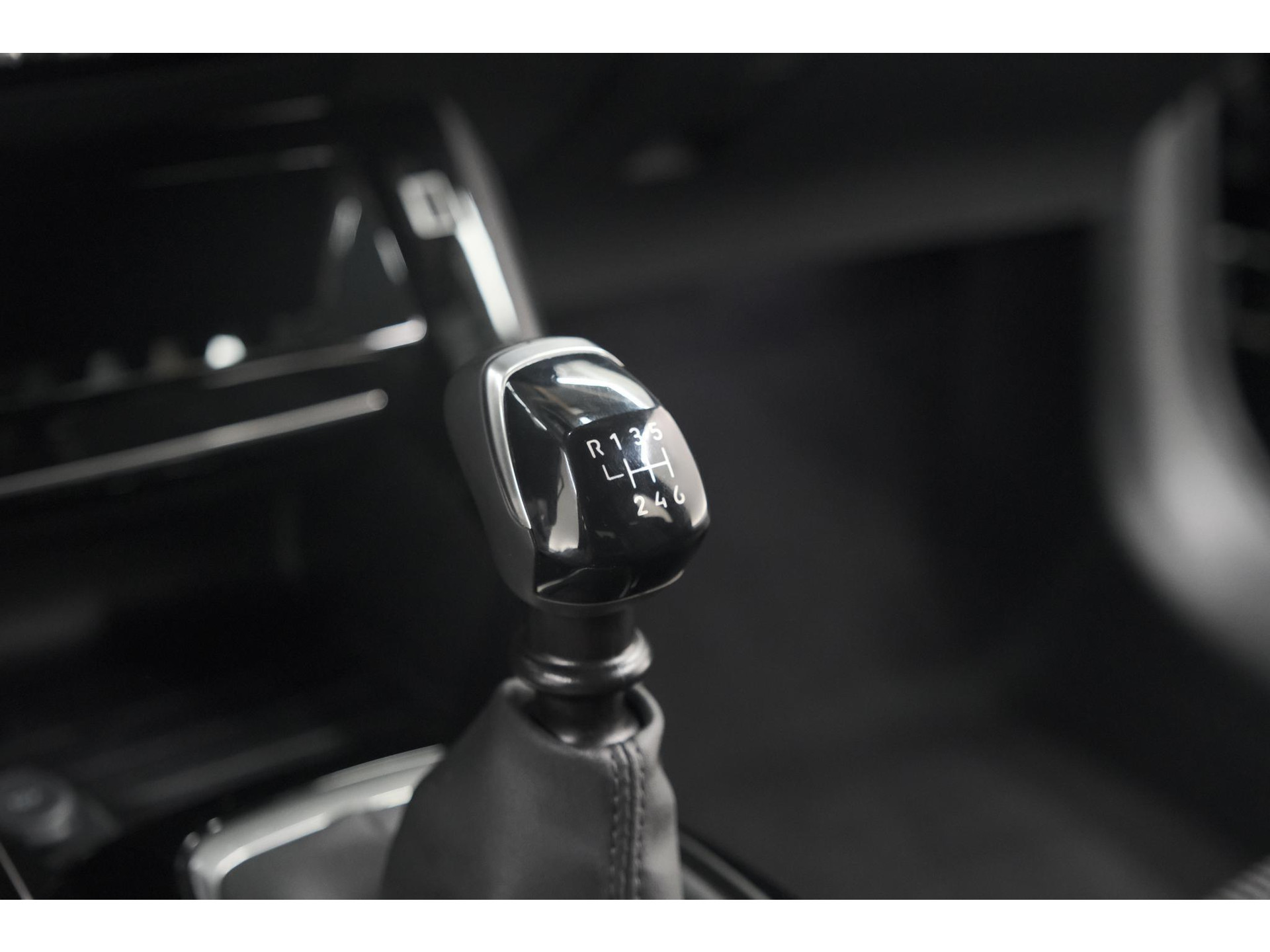 Peugeot 208 PureTech 100 GT | Camera | Navigatie | Apple Carplay | Parkeersensoren