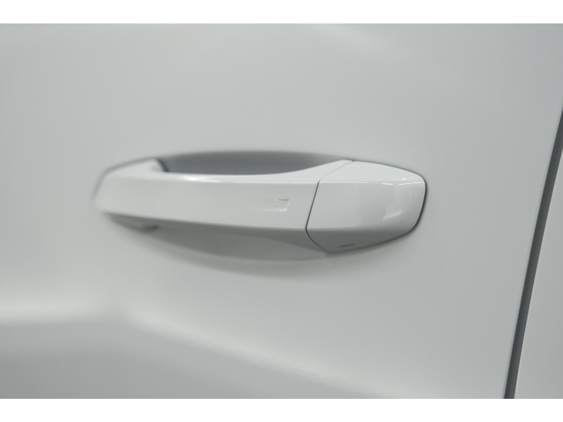 Peugeot 5008 1.2 Hybrid 136 GT 7p | Adaptieve Cruise Control | Camera | Elektrische Kofferklep | Stoelverwarming