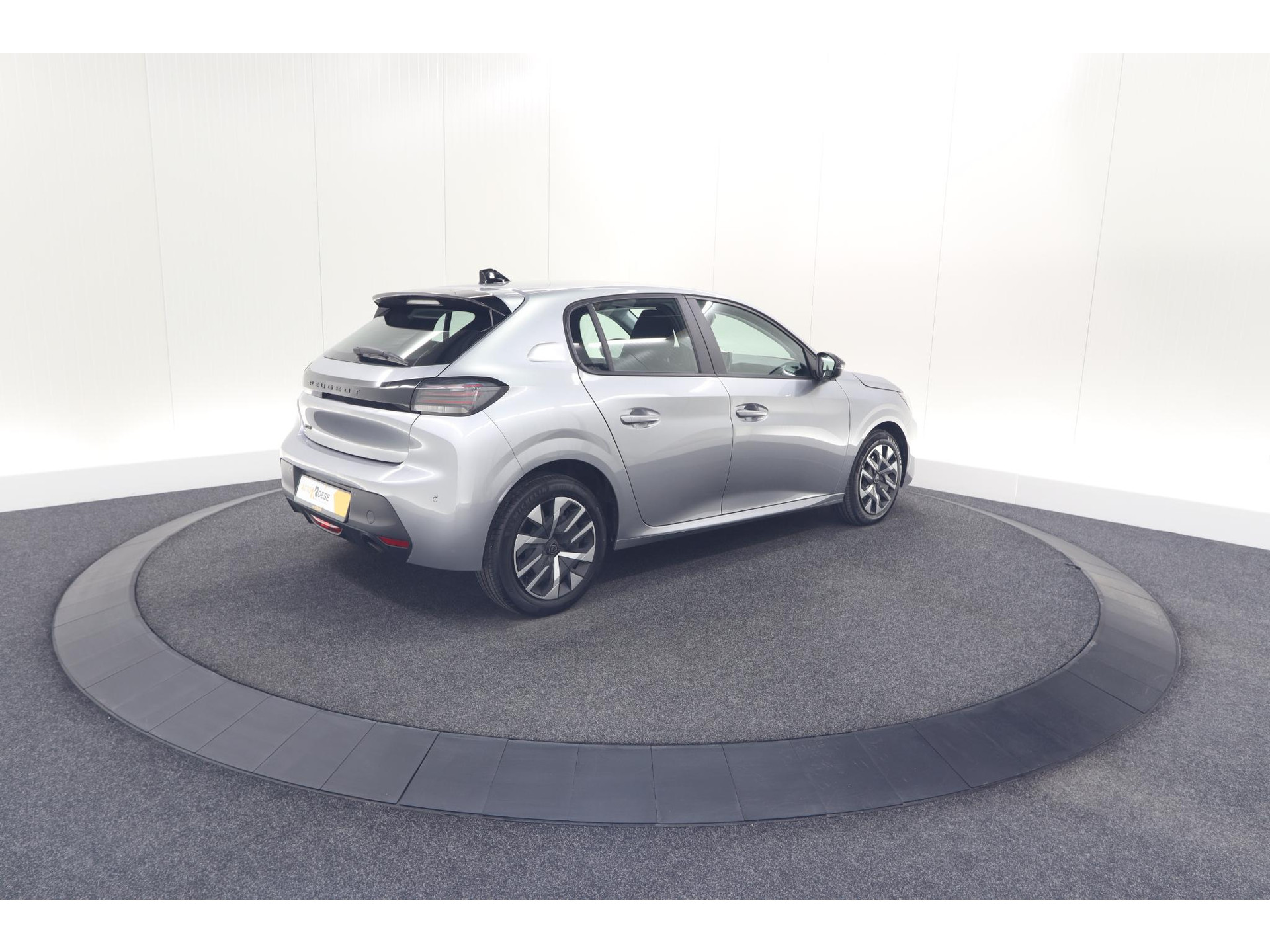 Peugeot 208 PureTech 100 Active | Parkeersensoren | Navigatie | Apple Carplay
