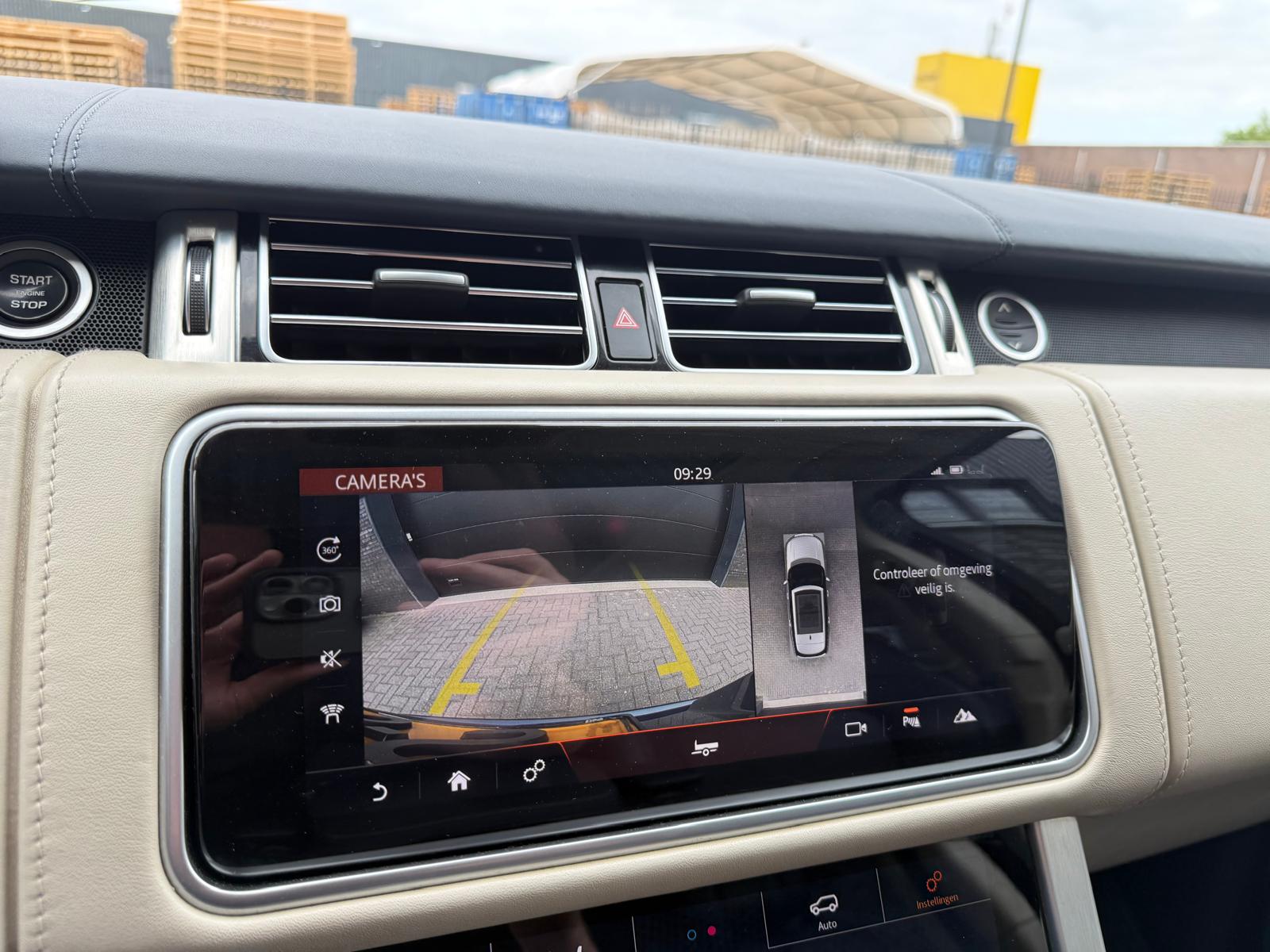 Land Rover Range Rover 3.0 TDV6 Autobiography | 3/6/12MND GARANTIE | PANO | SFEER | CARPLAY | NAVI | STOELMASSAGE | ACC | TREKHAAK |
