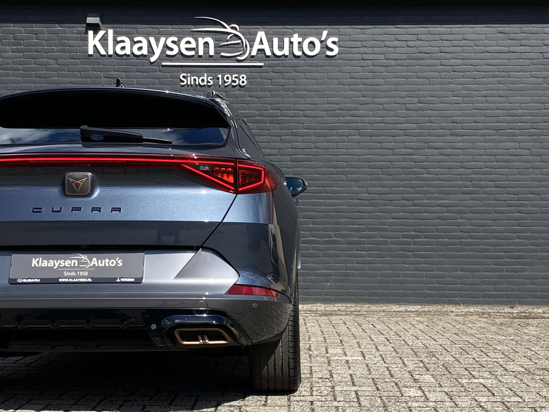 CUPRA Formentor 1.4 e-Hybrid Business 204 pk AUT. | 1e eigenaar | dealer onderh. | SOH 97% | navigatie | memory stoel | camera | stoel/stuurvw.